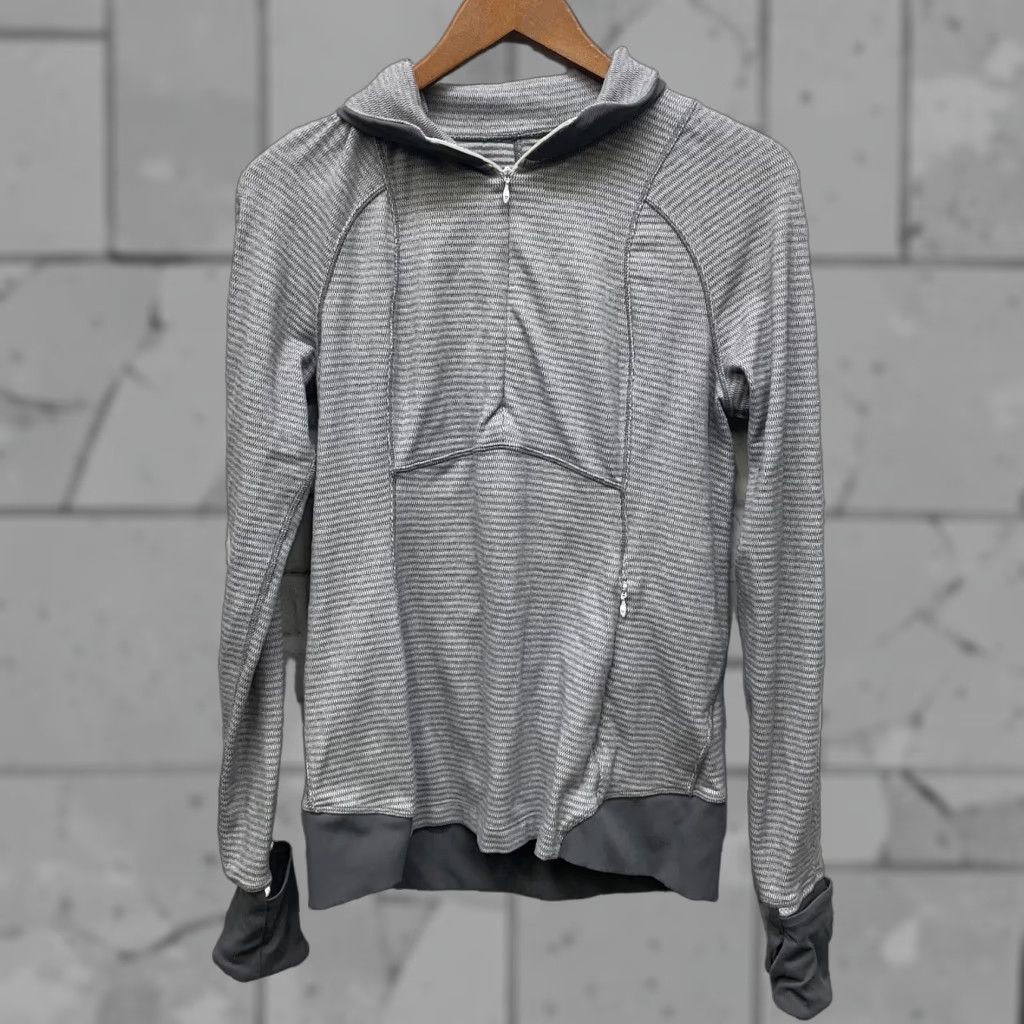 Lululemon Lululemon Gray Half Zip-Up Athletic Jacket Womens Size 10 - Gray, Basic Jacket, Activewear, Regular Fit, Polyester, Jacket, Women Size L / US 10 / IT 46 - 1 Thumbnail