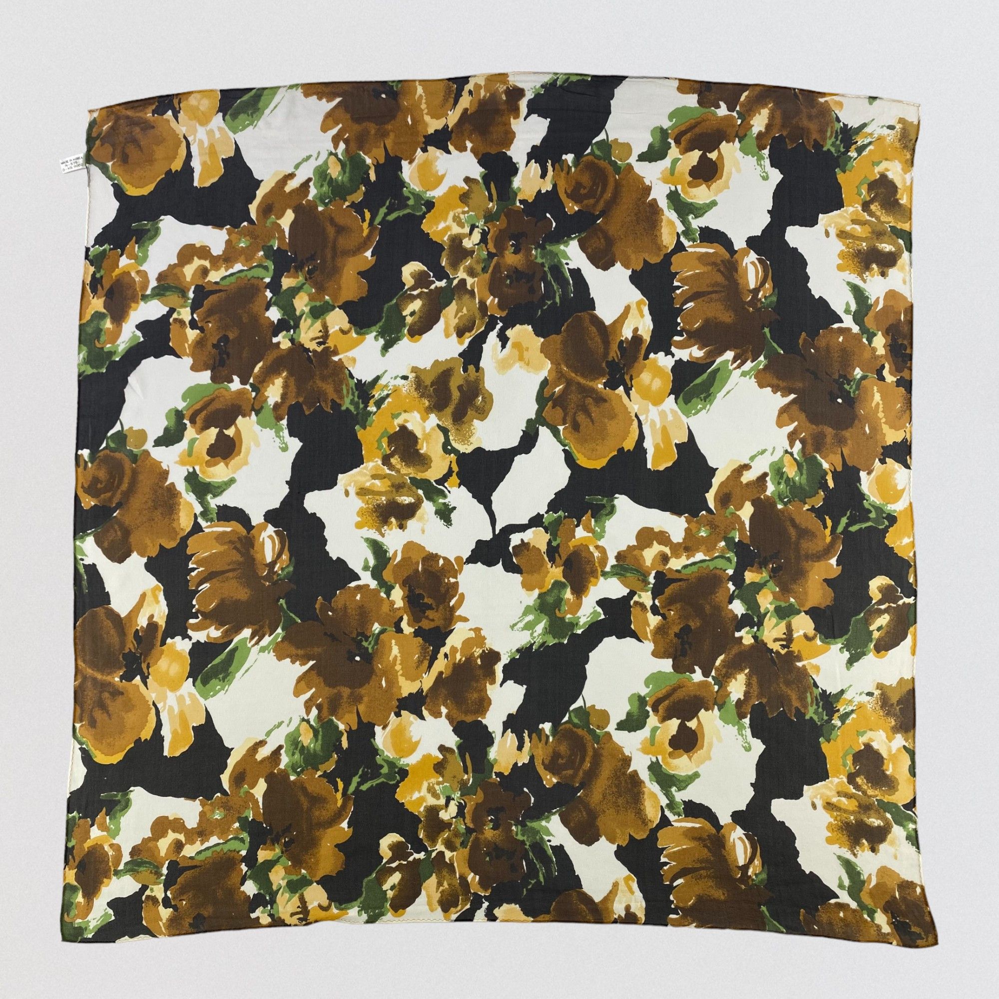 Japanese Brand × Vintage Vintage Japanese Brand Floral Silk Scarf SS074 Size ONE SIZE - 1 Thumbnail