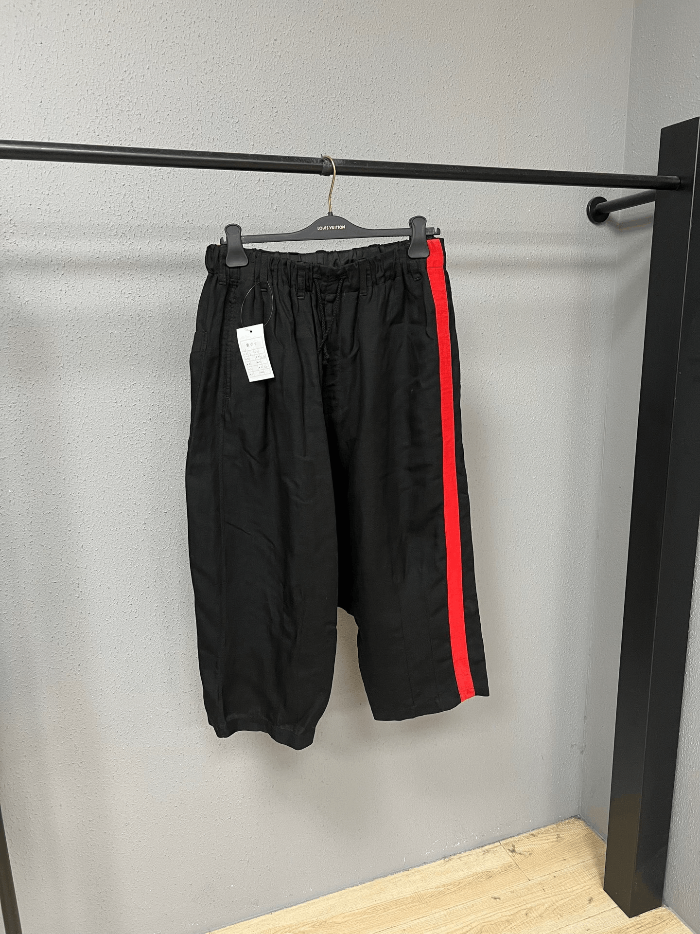 Yohji Yamamoto Yohji Yamamoto Shorts 32 Men Size US 32 / EU 48 - 1 Thumbnail