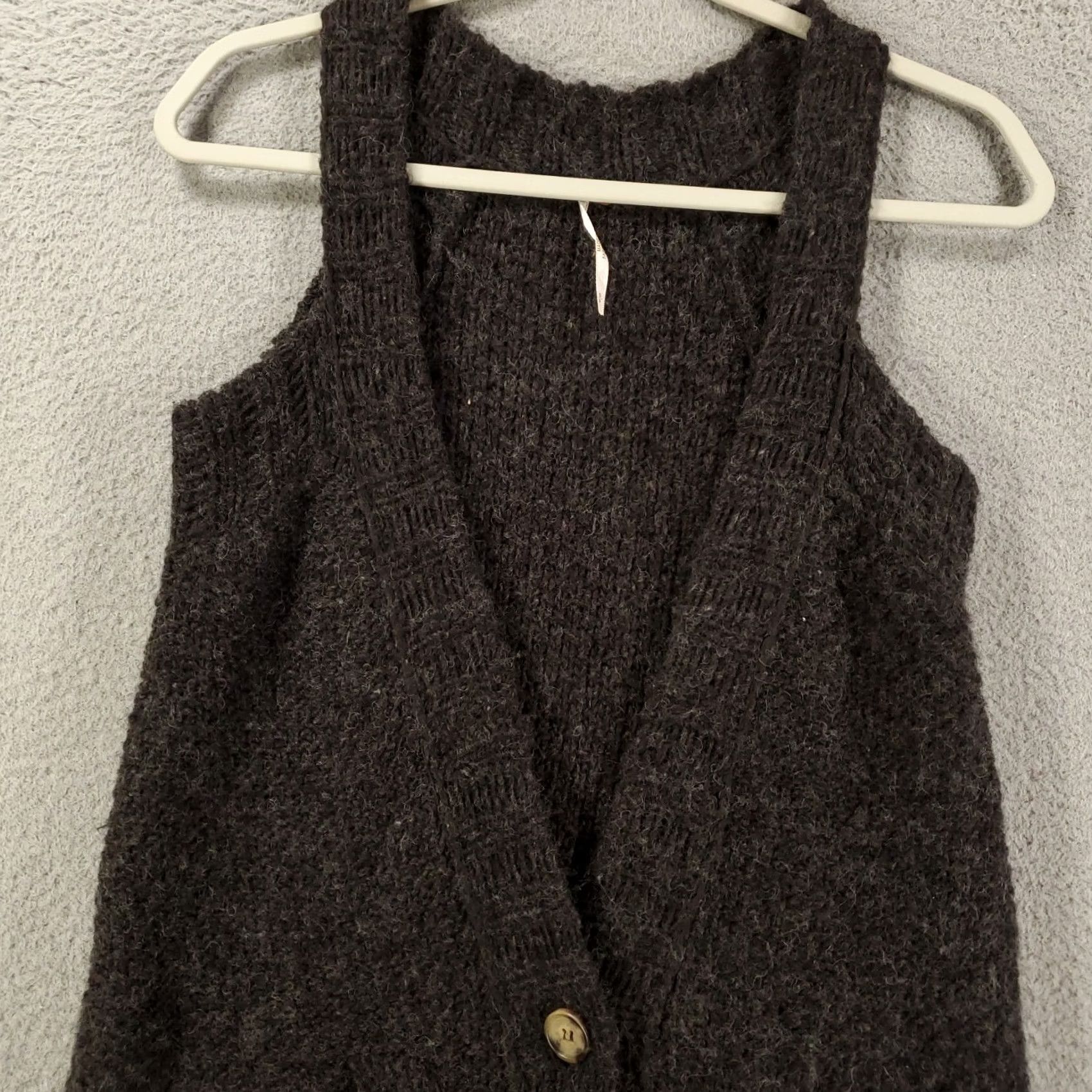 Free People VINTAGE Free People Sweater Vest Cardigan Wool Blend Womens Small Dark Gray Button Up Size S / US 4 / IT 40 - 6 Thumbnail
