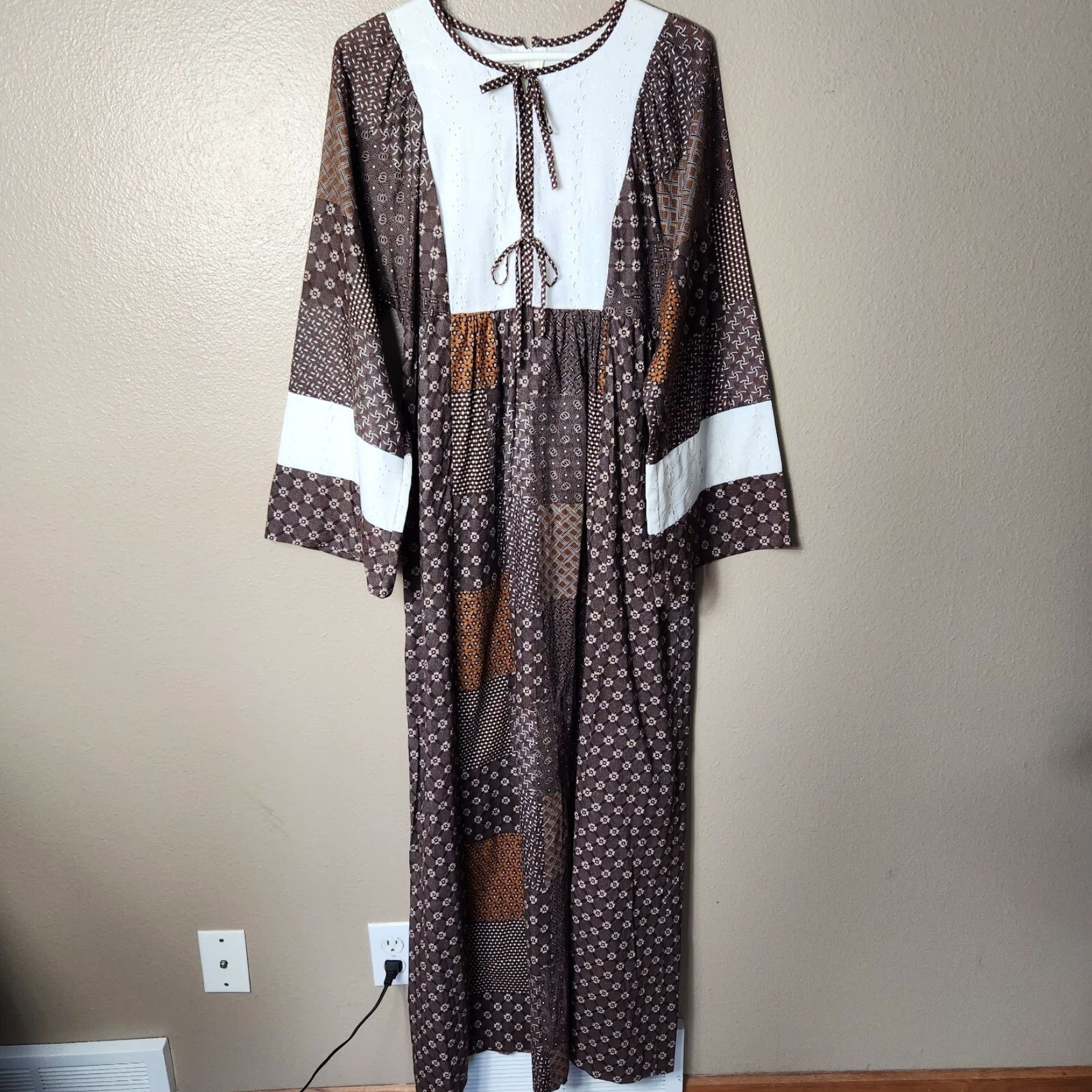 Vintage VINTAGE Trivia 70s Patchwork Hippie Prairie Maxi Dress M Brown Day Dress Maxi Hippie 1970s Womens Size M / US 6-8 / IT 42-44 - 2 Thumbnail