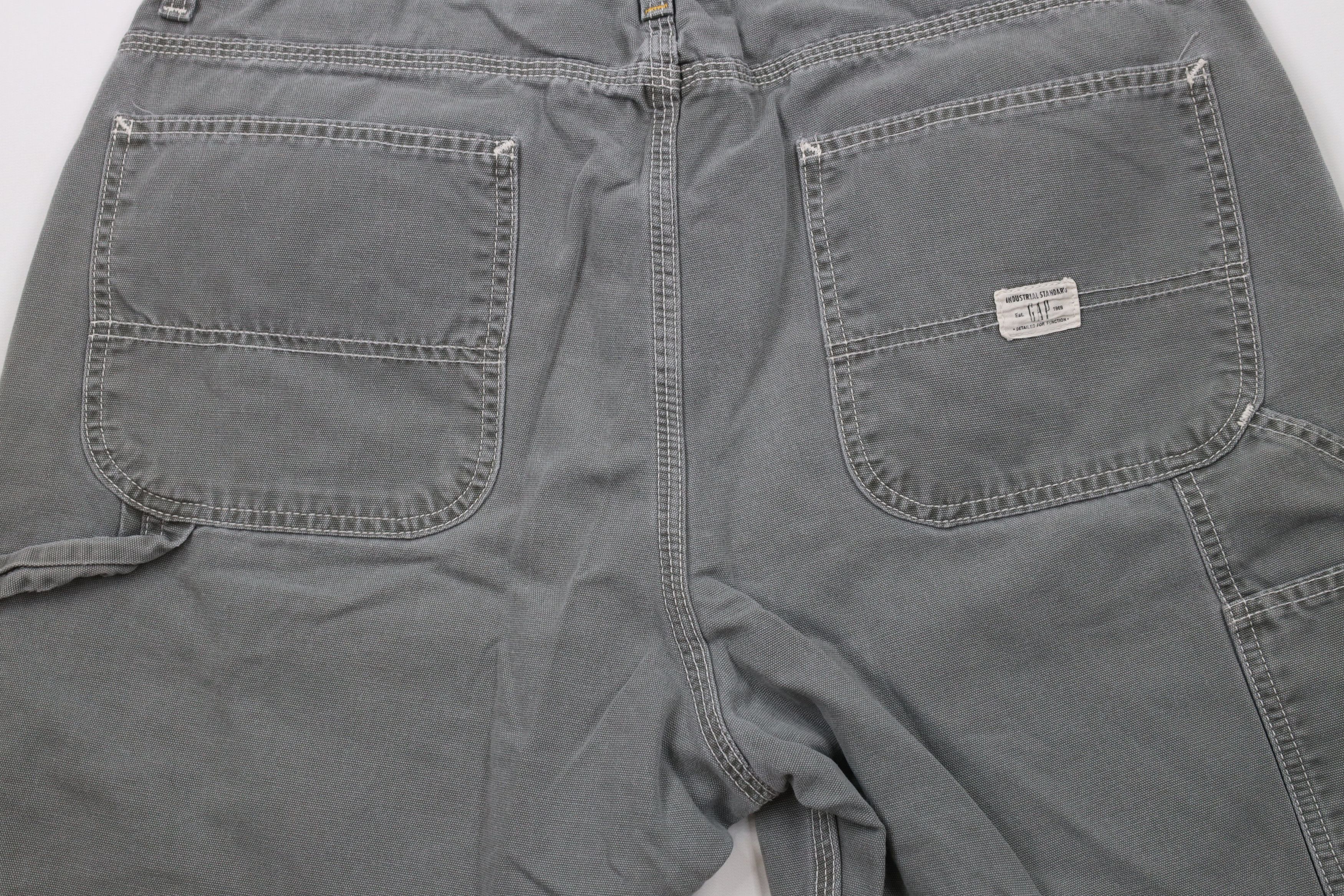 Gap × Vintage Vintage Y2K 2001 Gap Above Knee Dungaree Shorts Gray Cotton Size US 35 - 9 Thumbnail