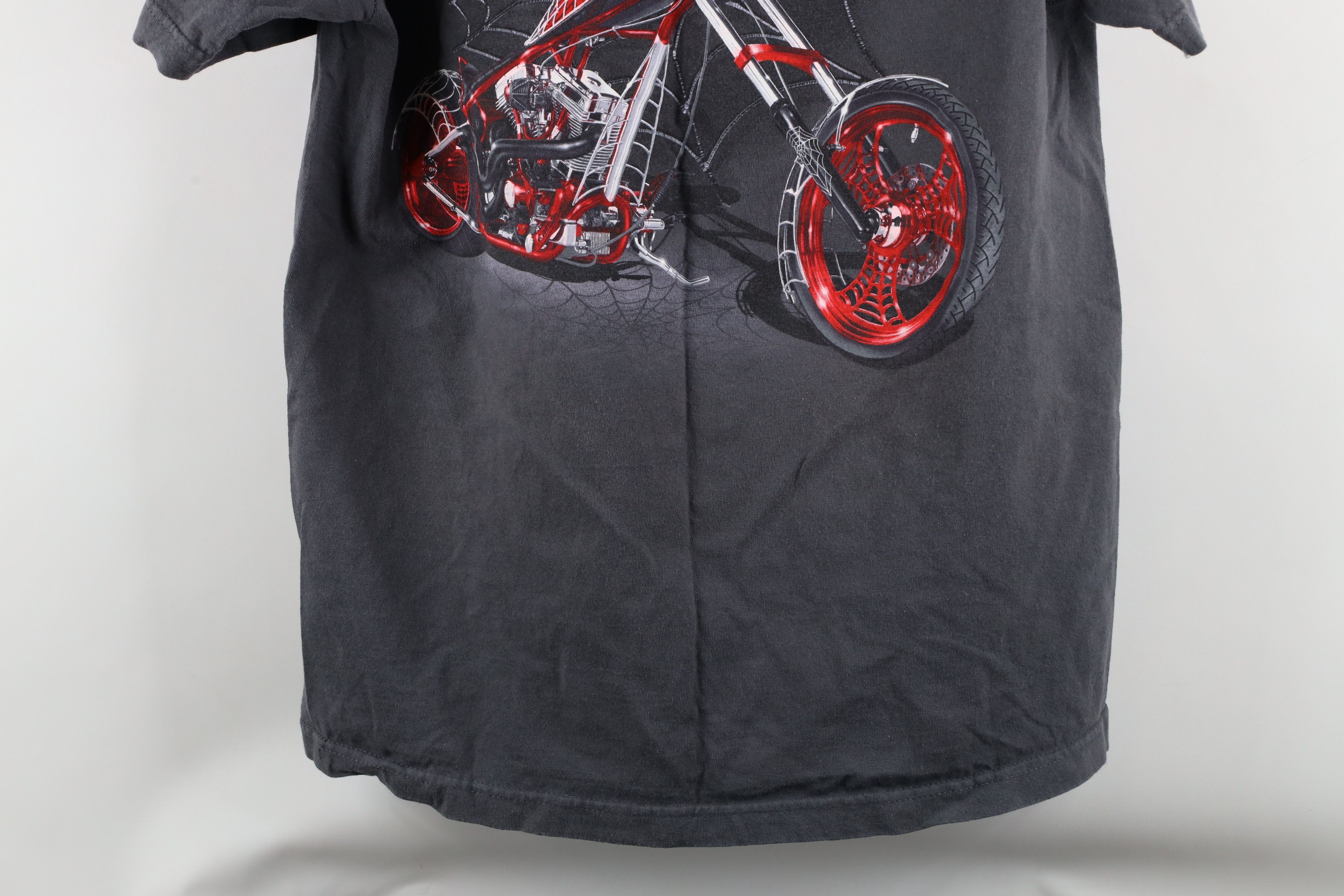 Vintage Vintage Y2K 2004 Chopper Black Widow Motorcycle T-Shirt Size US L / EU 52-54 / 3 - 11 Thumbnail