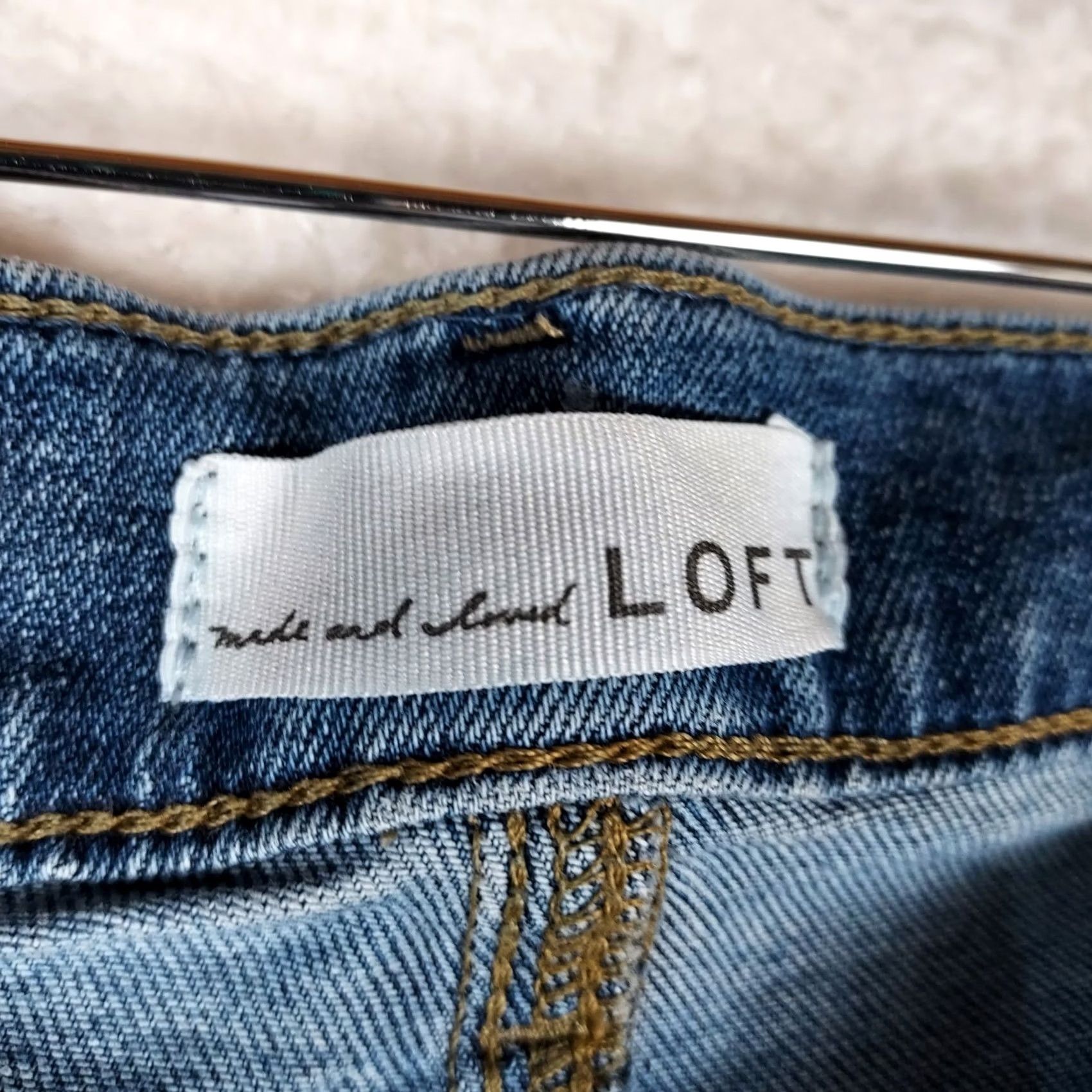 Loft LOFT Jeans Cropped 0 Flare Regular Size 0 Medium Wash Blue Denim Cotton Blend 5-Pocket Zip Low Rise Womens Size 25" / US 0 / IT 36 - 3 Thumbnail