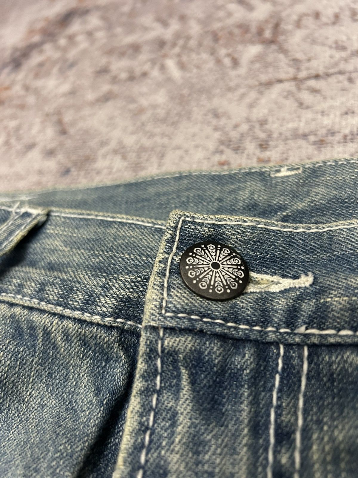 If Six Was Nine Urban Craft HonneyComb Painted Distressed Jeans Size US 34 / EU 50 - 9 Thumbnail