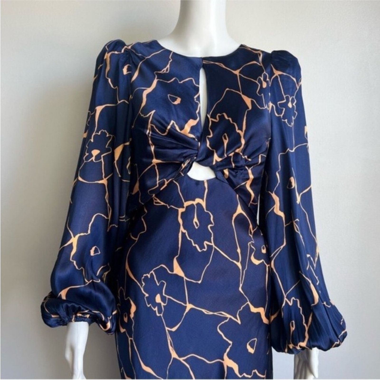 ASTR The Label NWT ASTR the Label $158 Maxi Dress Size S Size S / US 4 / IT 40 - 4 Thumbnail