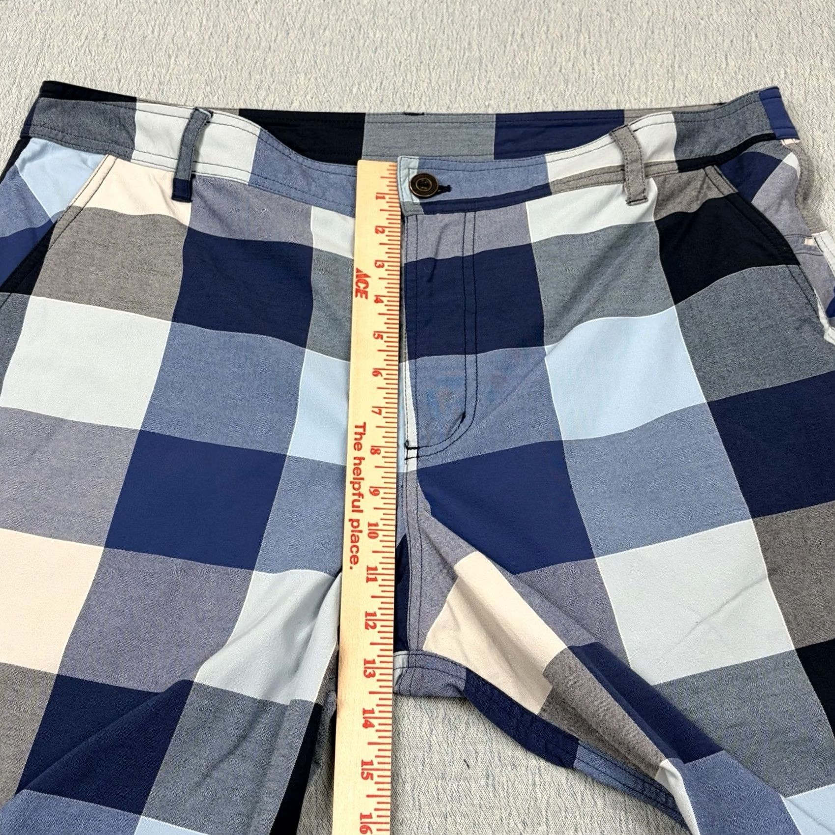 Lululemon Lululemon Mens Shorts 40 Plaid Zip Pocket Lightweight Athletic Performance Chino Multicolor Outdoor Sports 10in Inseam Mens Size US 40 / EU 56 - 4 Thumbnail