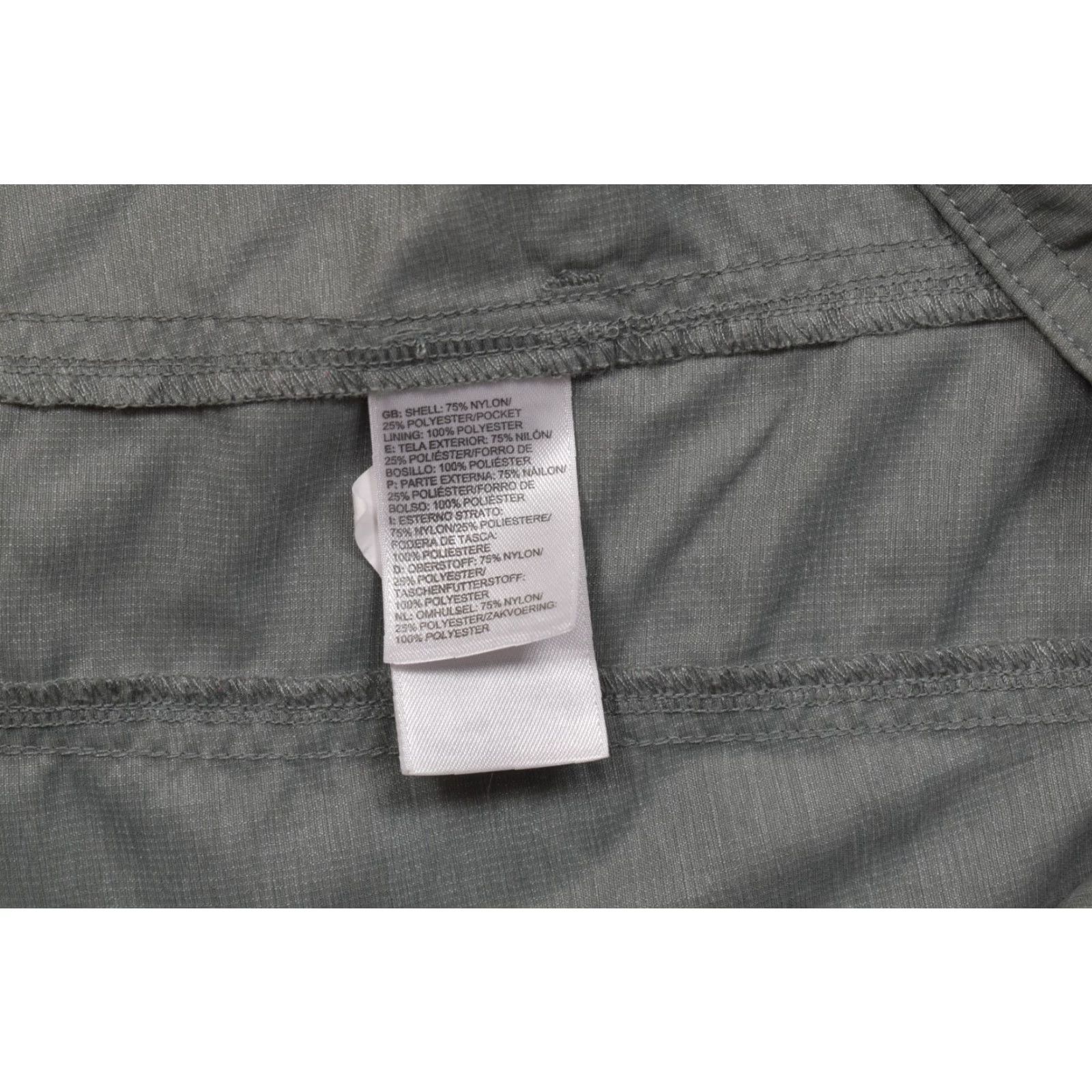 The North Face The North Face Women Size 10 Gray Aphrodite 2.0 Capri Hiking Pants Lightweight Size 32" / US 10 / IT 46 - 7 Thumbnail