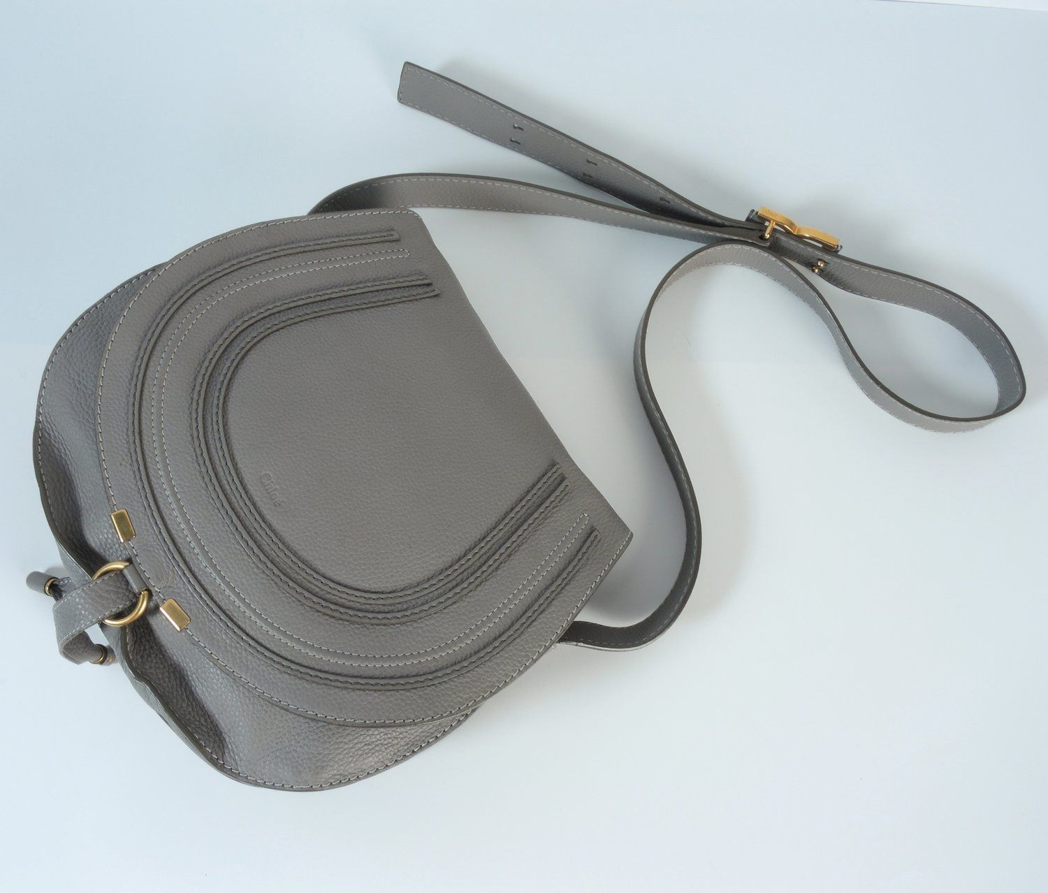o1smst1ft0424 Size: OS / Medium Bags in Grey