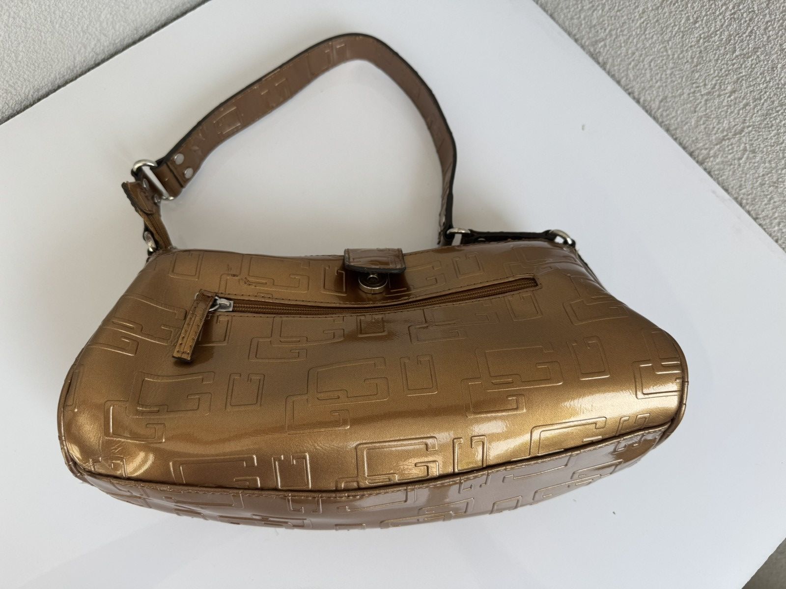 Guess Vintage Guess Monogram Shoulder Bag Y2K Baguette Size ONE SIZE - 13 Thumbnail