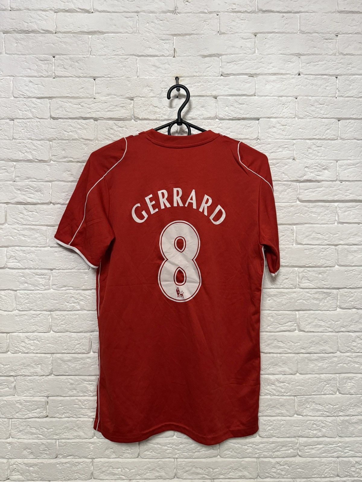Warrior Warrior Livepool 8 Gerrard Jersey Home Fotball Shirt Sz M Size US M / EU 48-50 / 2 - 4 Thumbnail