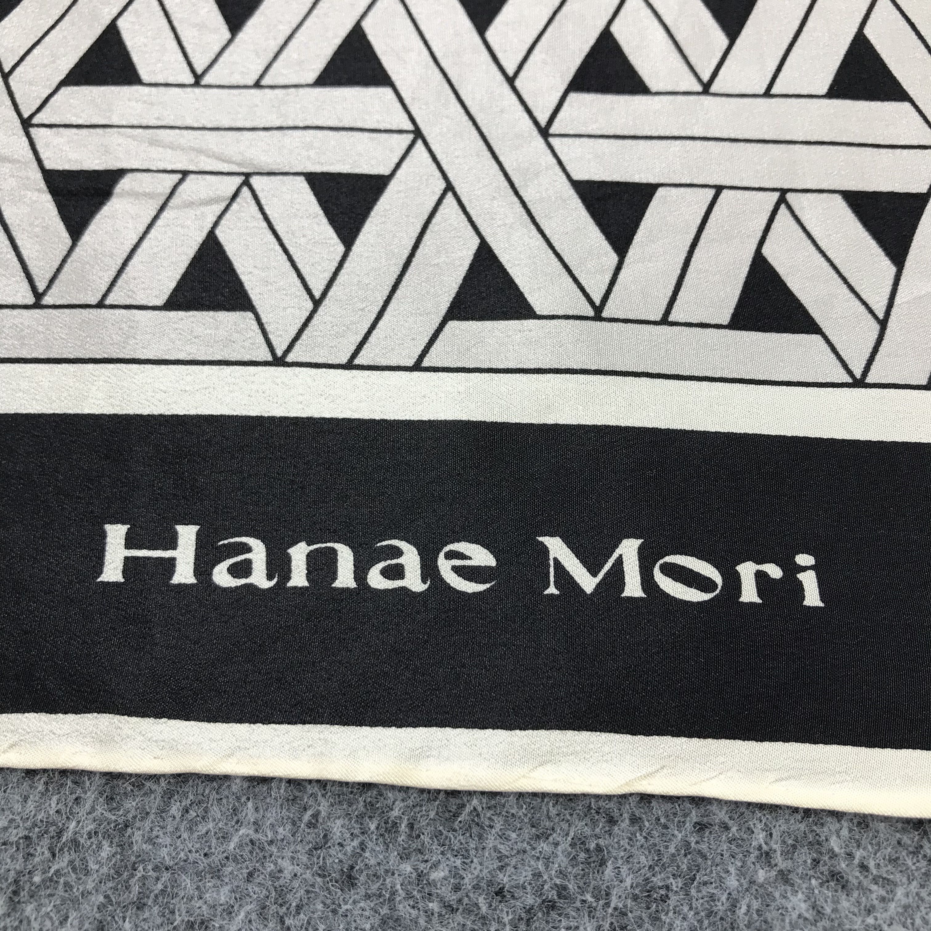 Hanae Mori Vintage Hanae Mori Silk Scarf M113 Size ONE SIZE - 3 Thumbnail