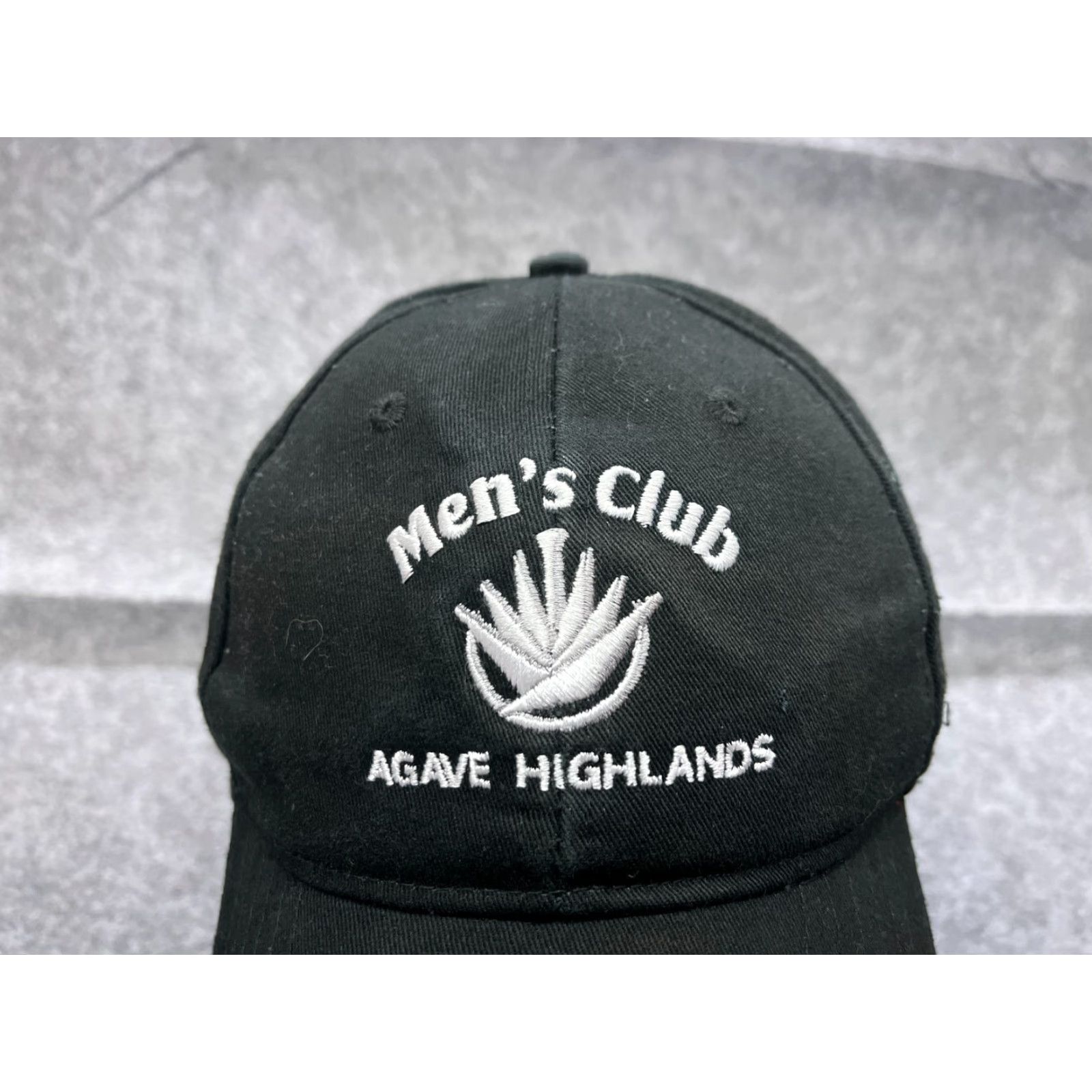 Vintage Outdoor Cap Hat Cap Strap Back One Size Adult Black 100% Cotton Golf Logo Outdoors Golf Course Men Size ONE SIZE - 2 Thumbnail