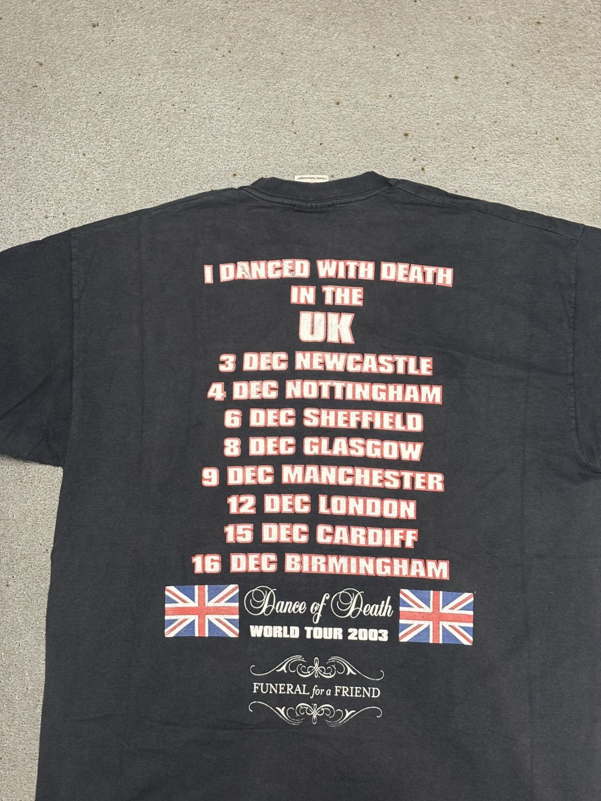 Band Tees 2003 IRON MAIDEN DANCE OF DEATH TOUR Size US XL / EU 56 / 4 - 8 Thumbnail