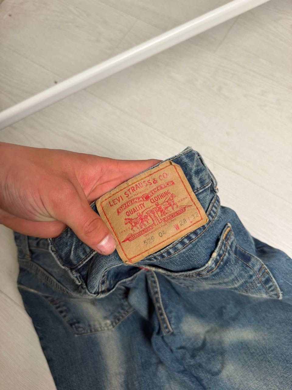 Levi's Vintage Levi's 522 Bootcut Jeans Distressed Faded Denim Y2K Size US 28 / EU 44 - 11 Thumbnail