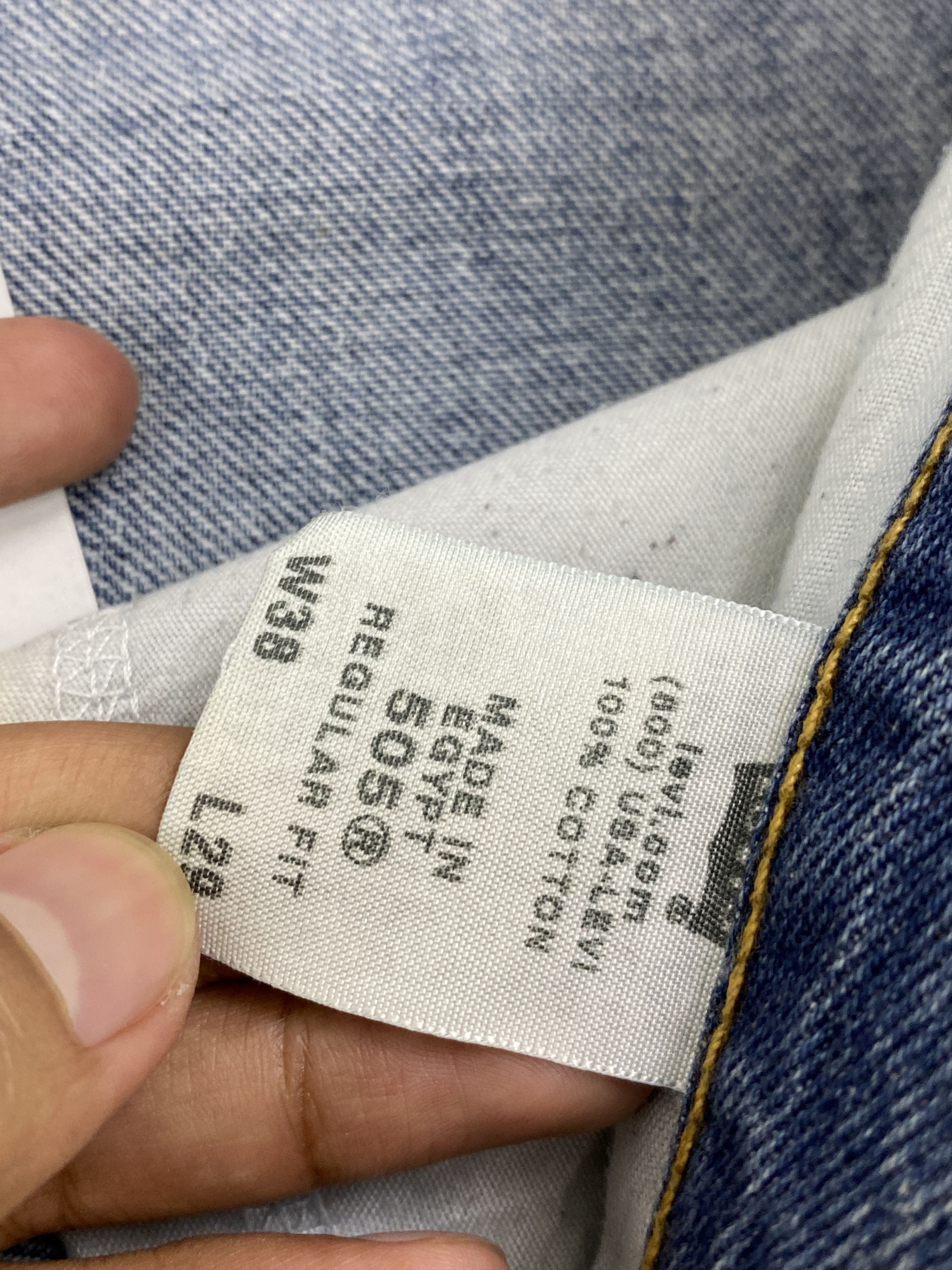 Levi's × Vintage Blue Denim Vintage Levi's 505 Jeans Size US 37 - 11 Thumbnail