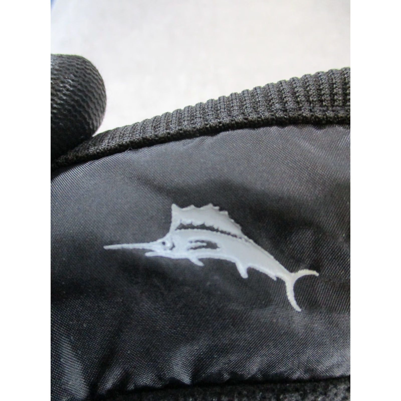 Tommy Bahama Tommy Bahama Vest Mens L Black Reversible Fleece Zip Stand-Up Collar Windbreaker Golf Hiking Walking Size L Mens Size US L / EU 52-54 / 3 - 5 Thumbnail