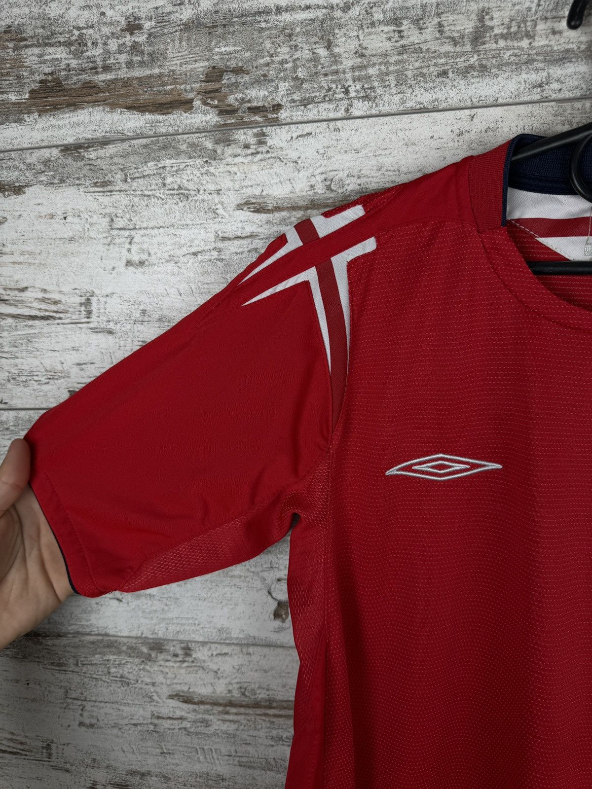 Umbro Mens Vintage Umbro England National Team T-shirt jersey tee Size US S / EU 44-46 / 1 - 4 Thumbnail