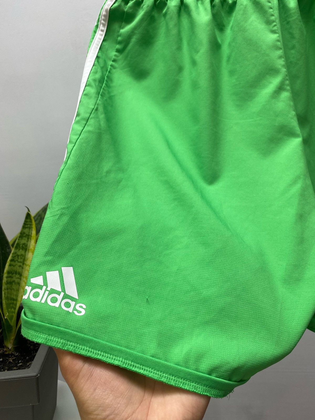 Adidas Adidas Shefield United Shorts Soccer Jersey Size US 34 / EU 50 - 16 Thumbnail