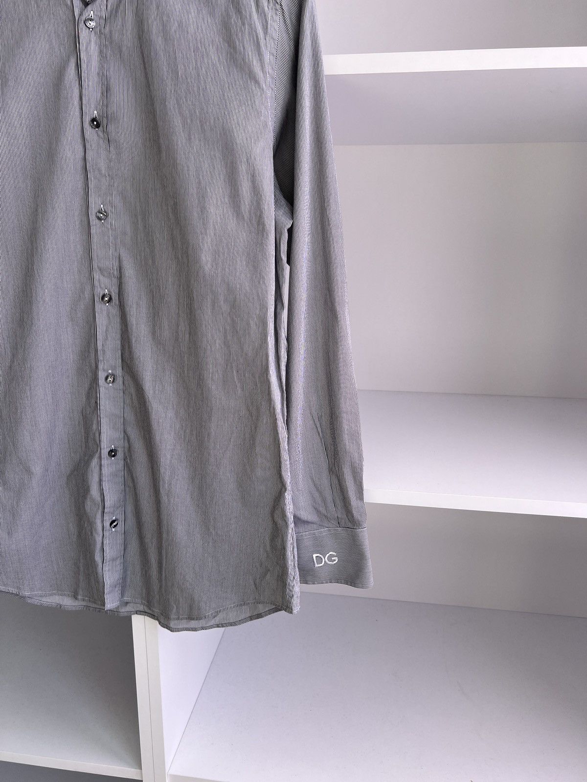 Dolce & Gabbana × Vintage Vintage Dolce Gabbana Grey Luxury Button up shirt Size US M / EU 48-50 / 2 - 4 Thumbnail