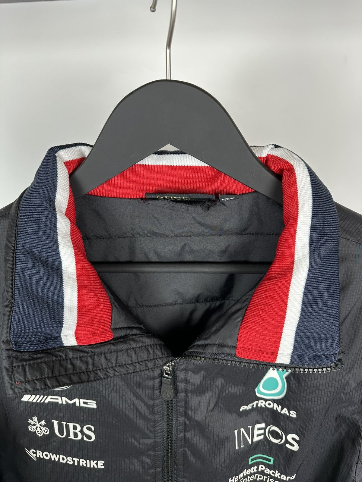 Mercedes-Benz Mercedes AMG Petronas Racing F1 jacket Team Formula 1 Benz S Size US S / EU 44-46 / 1 - 15 Thumbnail