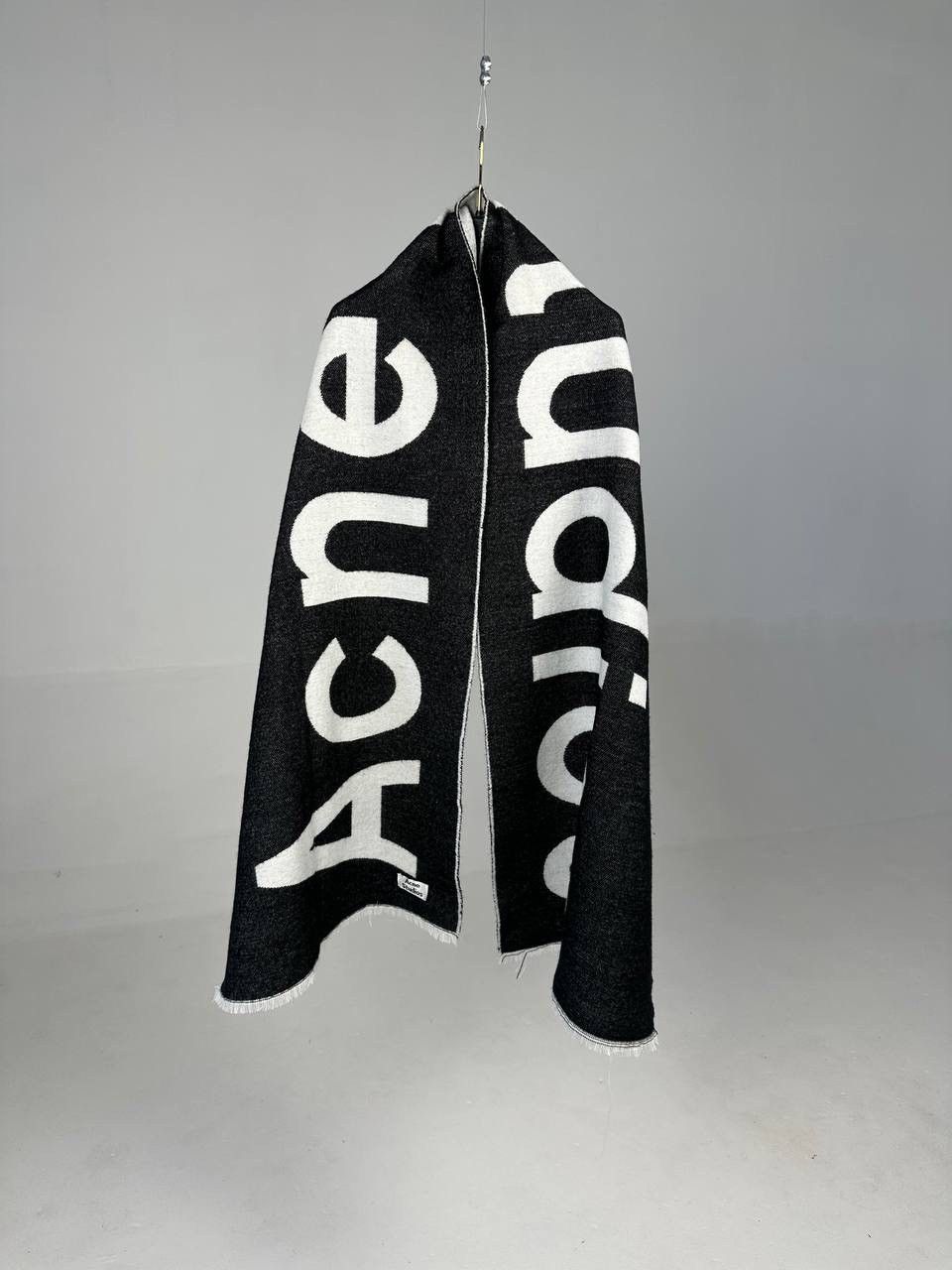 Acne Studios ACNE STUDIOS TORONTY SCARF BLACK/WHITE Size ONE SIZE - 1 Thumbnail