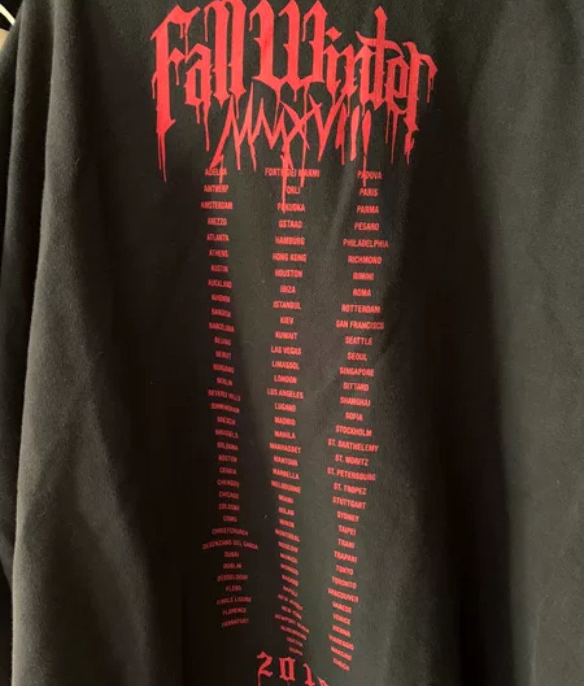 Vetements Vetements 18ss blood drop Sanskrit thick sweatshirt Size US XS / EU 42 / 0 - 4 Thumbnail