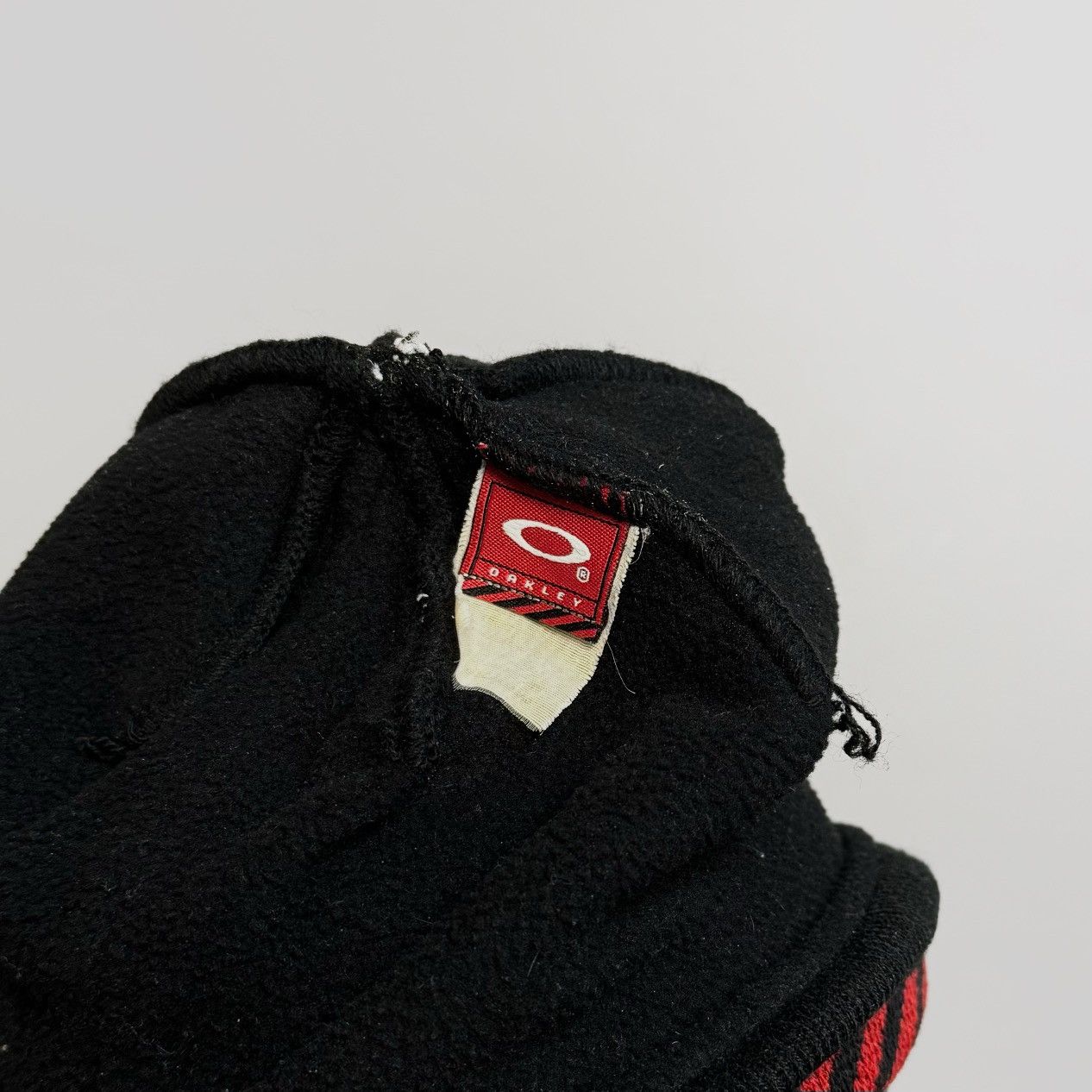 Oakley Vintage Oakley Beanie Hat Black Embroidered Logo Y2K 90s Size ONE SIZE - 3 Thumbnail