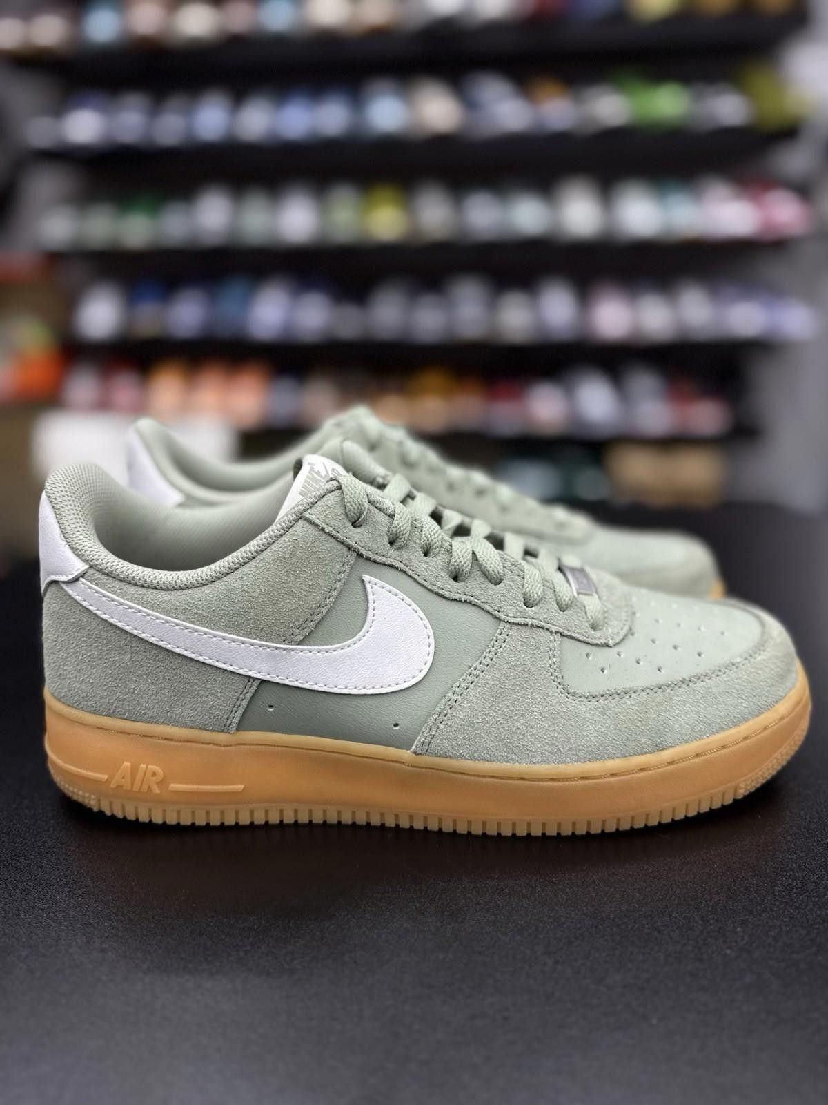 Nike Nike Air Force 1 Low '07 LV8 Jade Horizon FQ8714-300 (11) Size US 11 / EU 44 - 1 Thumbnail