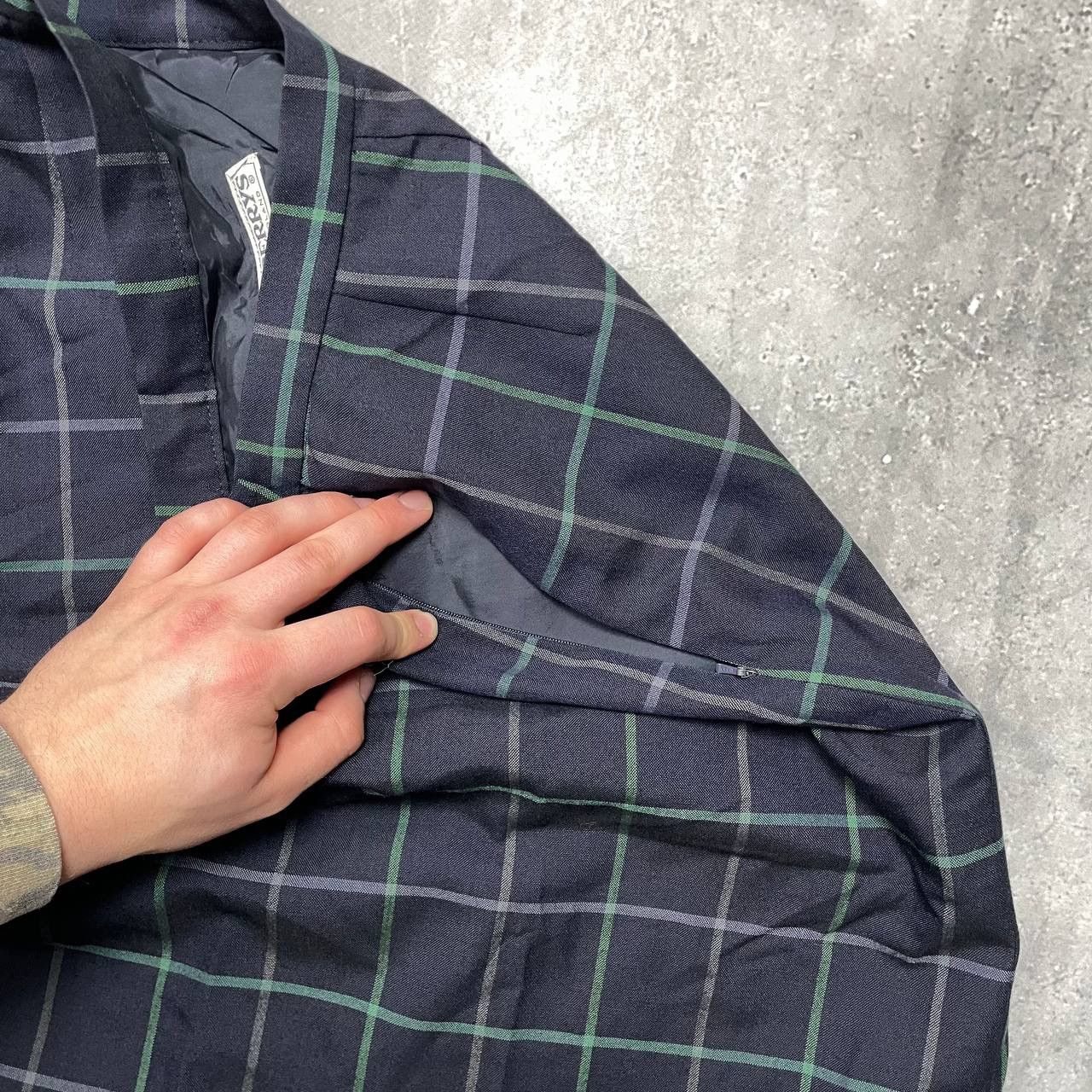 Burberry × Vintage Vintage 90s Burberrys Midi Checked Skirt Women’s Blue Size 27" / US 4 / IT 40 - 20 Thumbnail