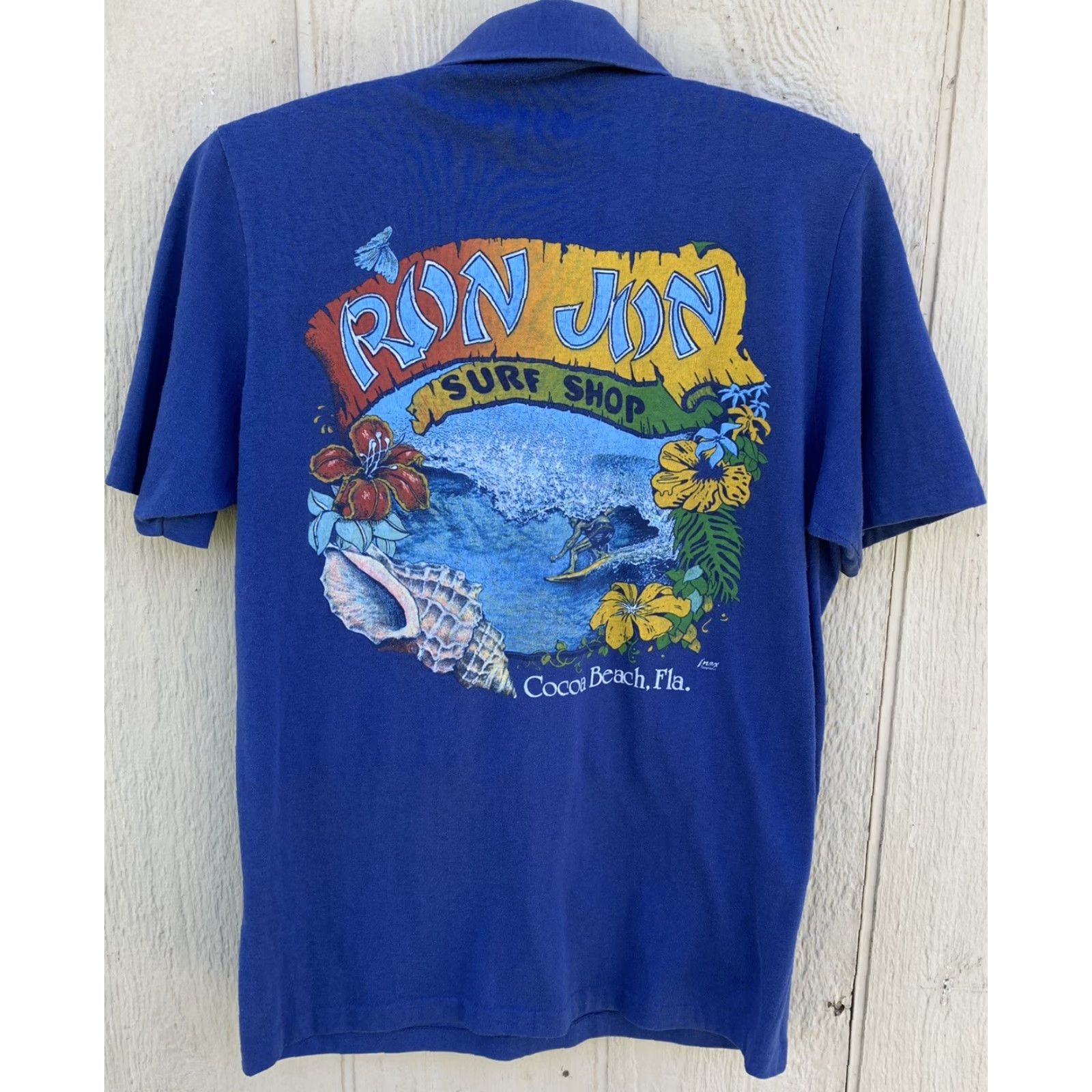 Vintage VINTAGE Ron Jon Surf Shop Cocoa Beach Florida graphic tee polo shirt M Blue Beach Flower Graphic Print T-Shirt Men Mens Size US M / EU 48-50 / 2 - 4 Thumbnail