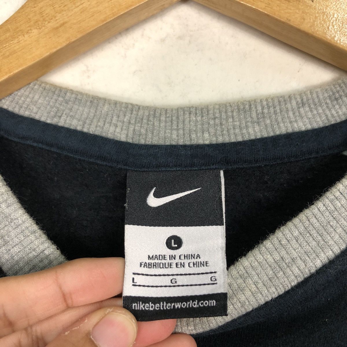 Nike × Vintage Vintage Nike Raglan Sweatshirt Rare Size US S / EU 44-46 / 1 - 11 Thumbnail