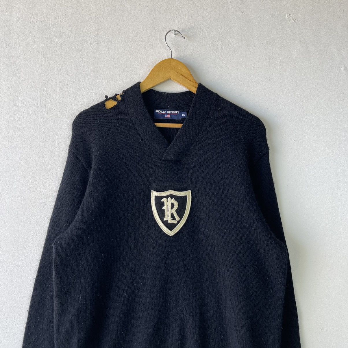 Polo Ralph Lauren 90s Polo Sport Ralph Lauren'RL'Monogram Crest V-Neck Sweater Size US M / EU 48-50 / 2 - 3 Thumbnail