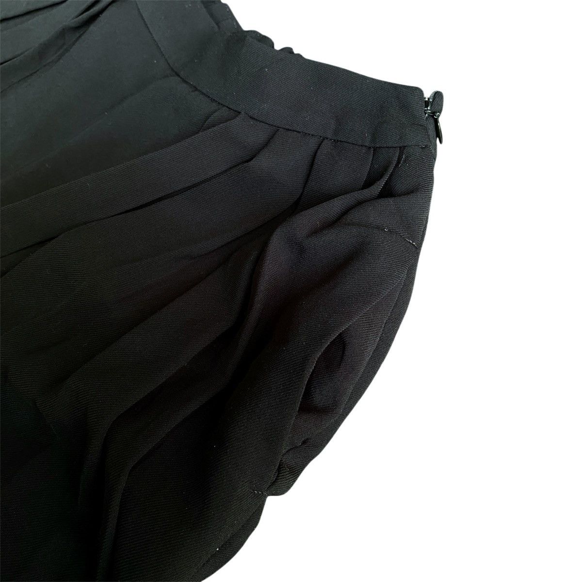 Yohji Yamamoto Japanese Brand United Tokyo Wide Hakama Yohji Style Pants Size US 28 / EU 44 - 3 Thumbnail