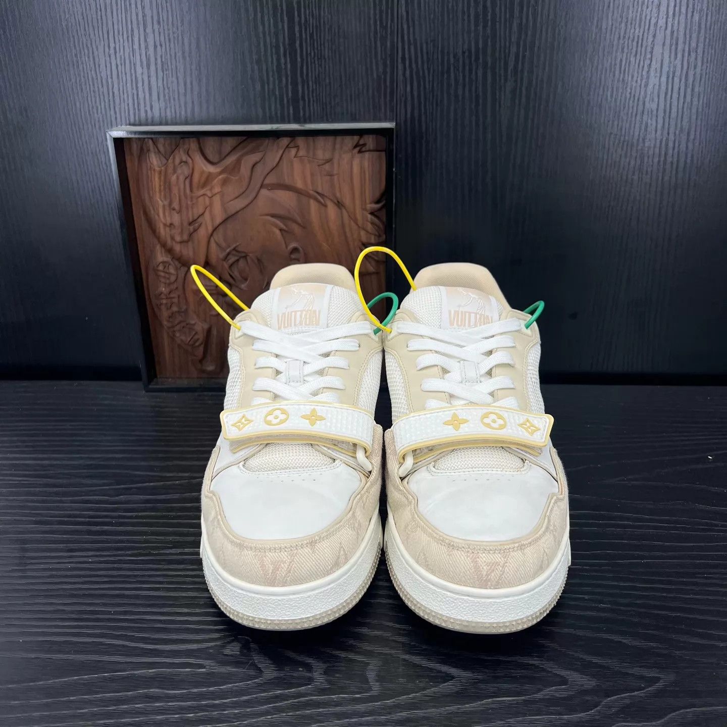 Louis Vuitton LV Khaki Velcro Trainer US 7.5 / EU 41.5 Size US 8.5 / EU 41-42 - 4 Thumbnail