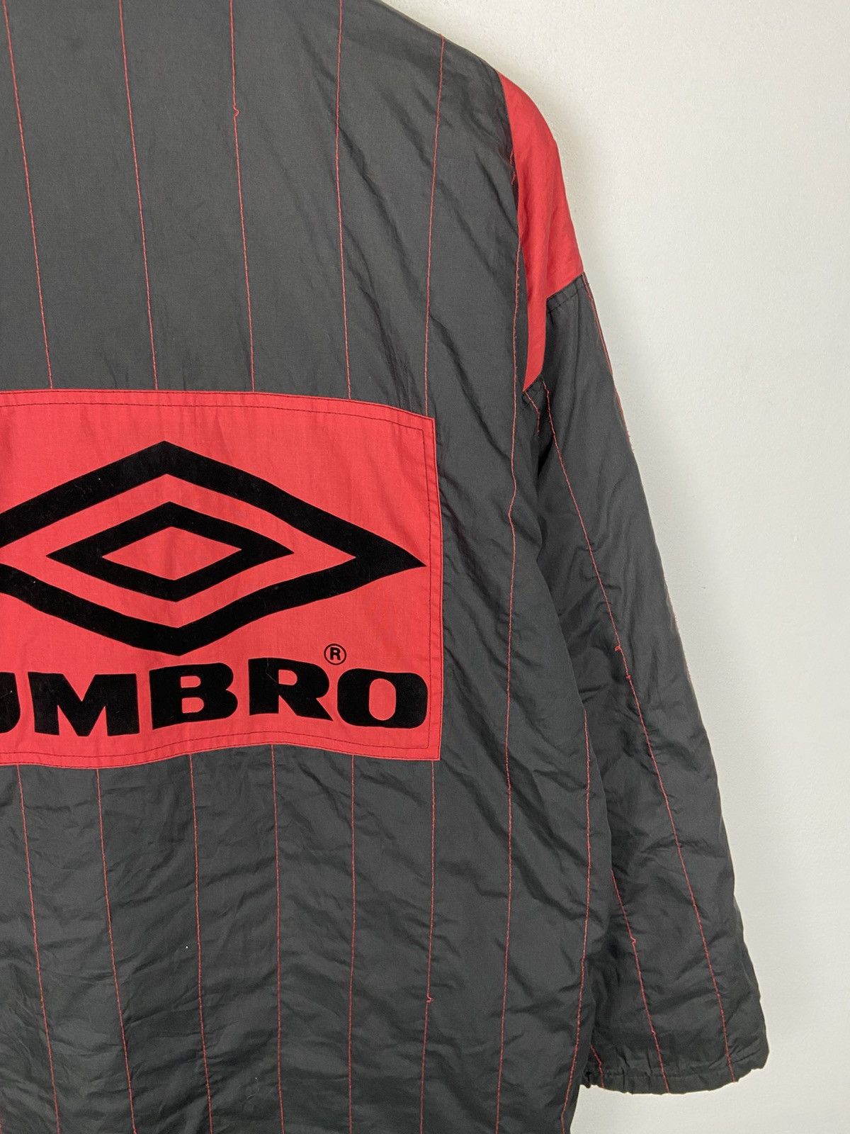 Vintage VINTAGE UMBRO BIG LOGO JACKET Size US XL / EU 56 / 4 - 10 Thumbnail