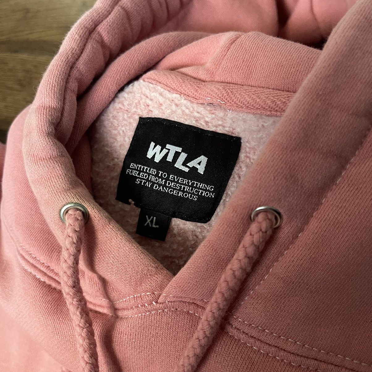 wckdthghts WTLA BodyBag Boys Salmon Pink Hoodie Sz XL - Great Condition Size US XL / EU 56 / 4 - 4 Thumbnail