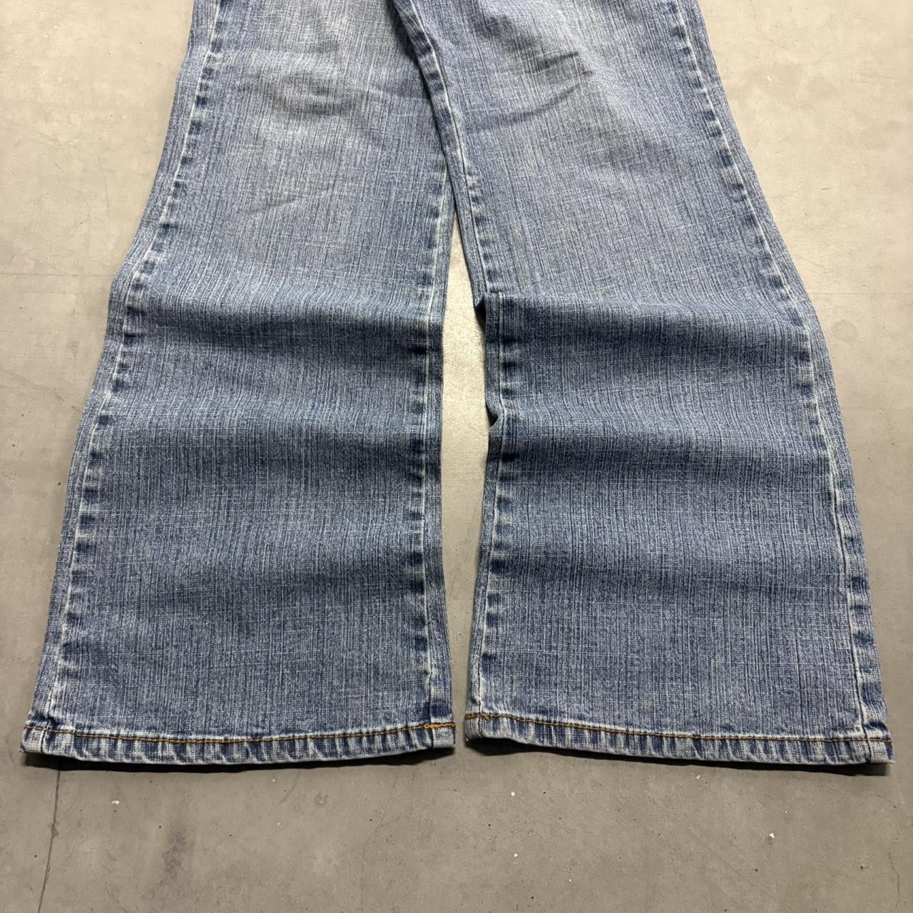 Vintage Crazy Vintage Y2K/2000s Flared Low Rise Medium Blue Wash Denim Jeans! Size US 34 / EU 50 - 3 Thumbnail