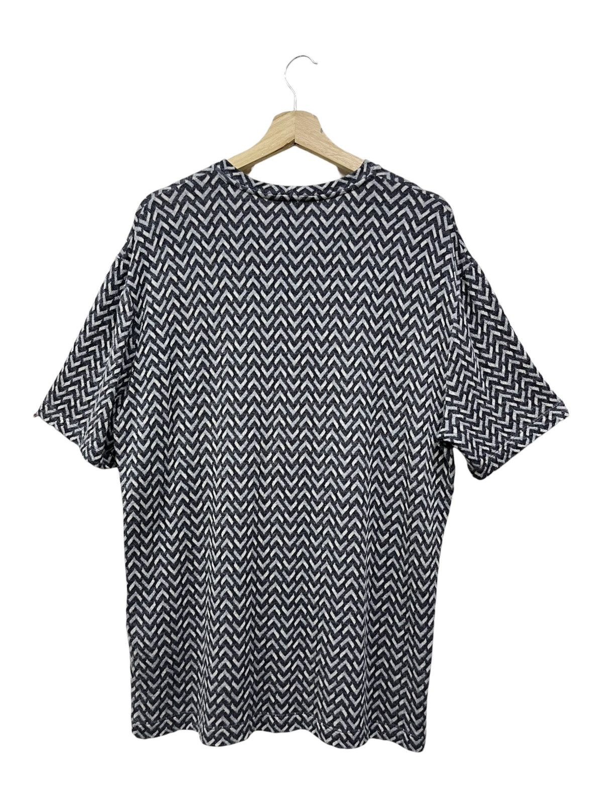 Giorgio Armani 🔥 Giorgio Armani Chevron Monogram Viscose Tee 50 Size L / US 10 / IT 46 - 2 Thumbnail