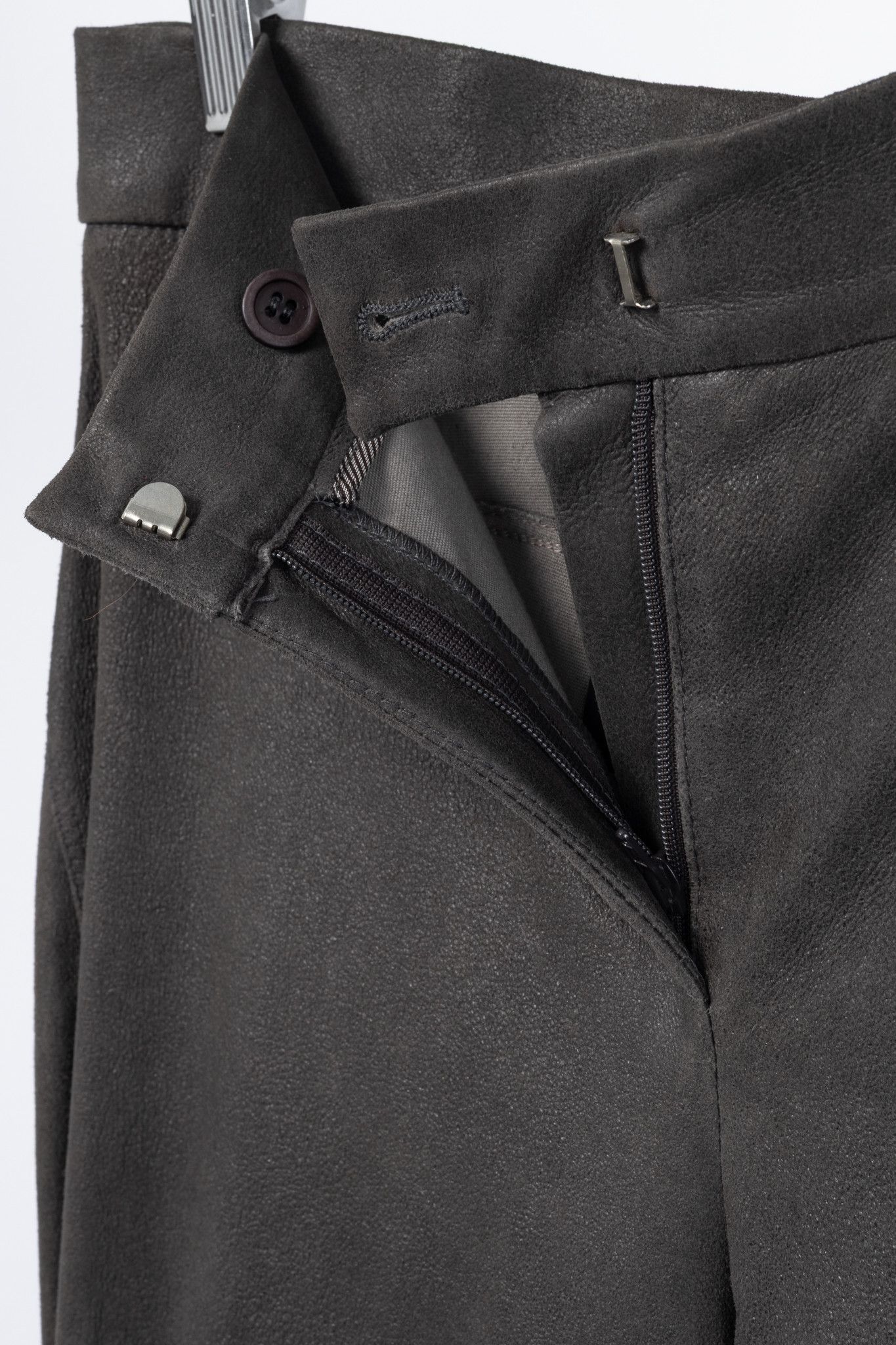 Brunello Cucinelli Brunello Cucinelli Grey Leather Panelled Skinny Pants Size 28" / US 6 / IT 42 - 7 Thumbnail