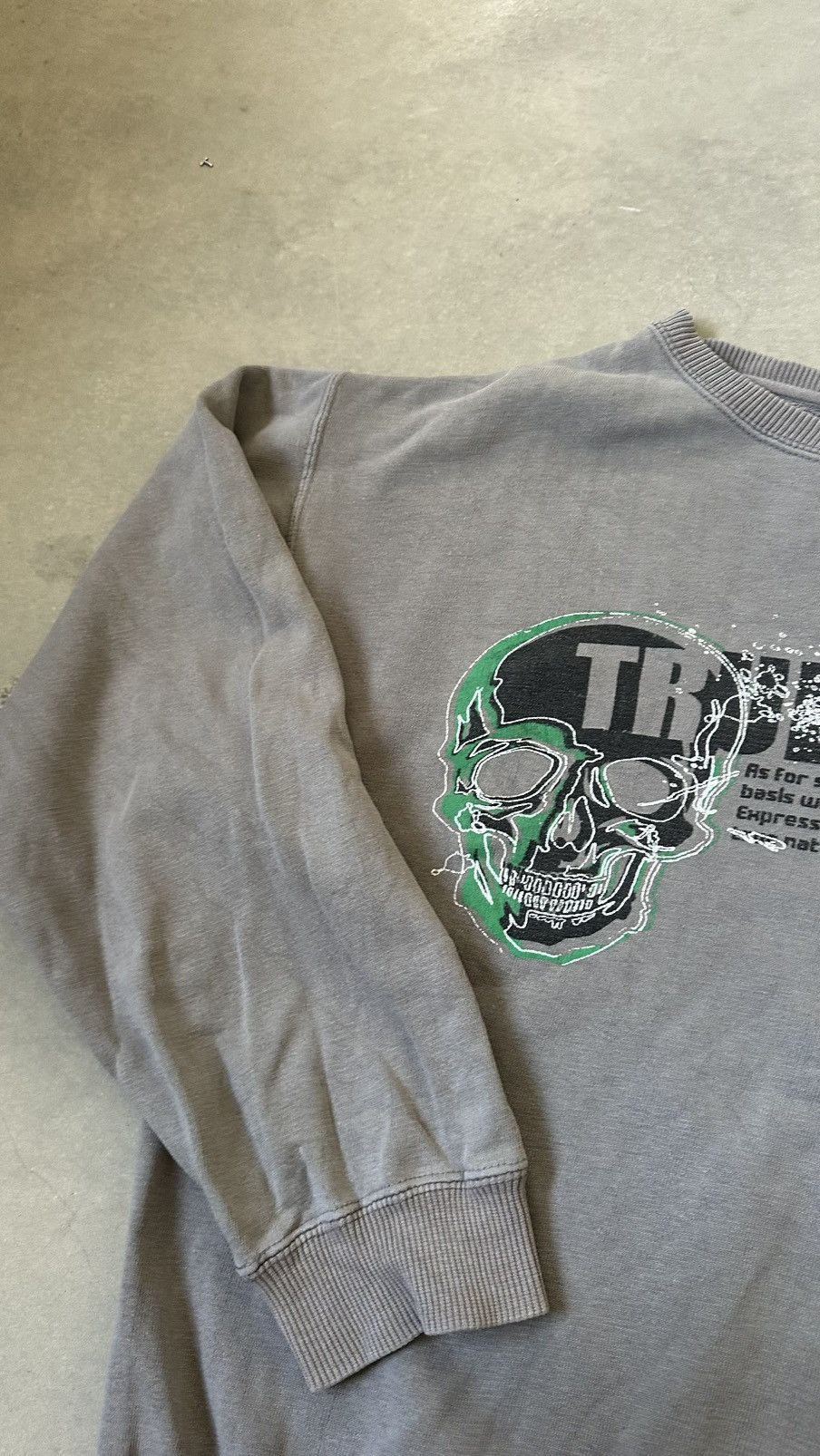 Japanese Brand VINTAGE BANANA FISH SKULL HEAD SWEATSHIRT Size US M / EU 48-50 / 2 - 4 Thumbnail