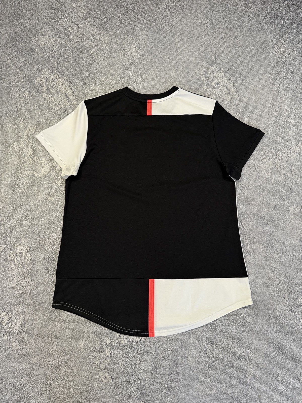 Adidas Y2k Juventus Adidas Jerseys Tee Jeep Soccer Football T-shirt Size US L / EU 52-54 / 3 - 2 Thumbnail