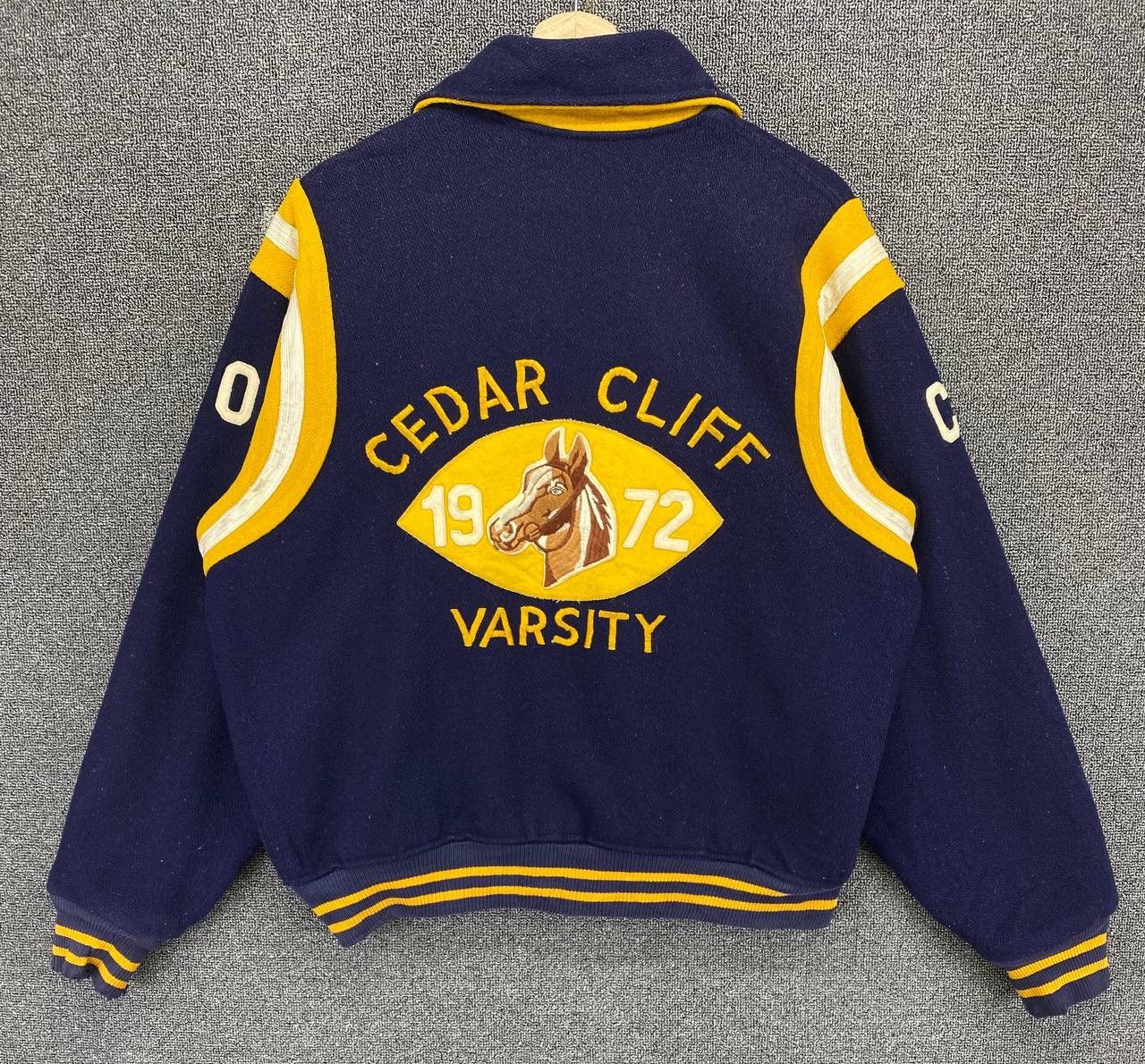 Vintage Vintage 70s Felco Cedar Cliff Wool Varsity Jacket Size US M / EU 48-50 / 2 - 1 Thumbnail
