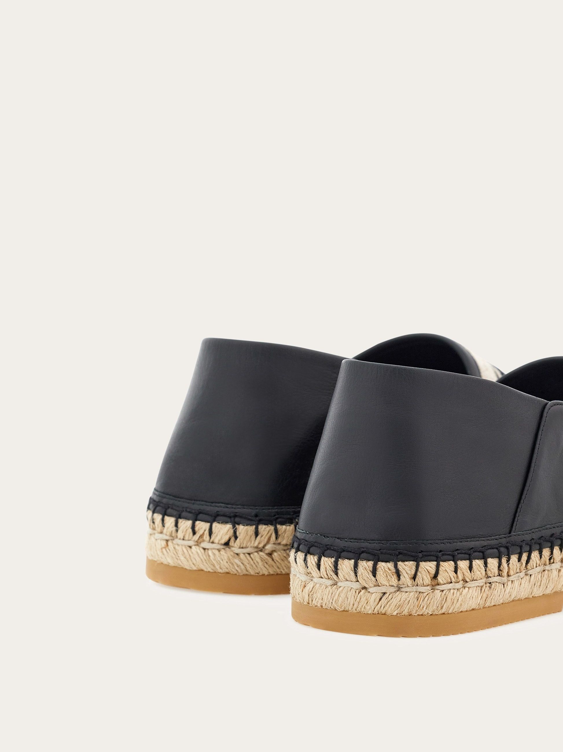 Salvatore Ferragamo o1s1rm0725 Jacquard Espadrilles in Black/Beige Size US 12 / EU 45 - 3 Thumbnail