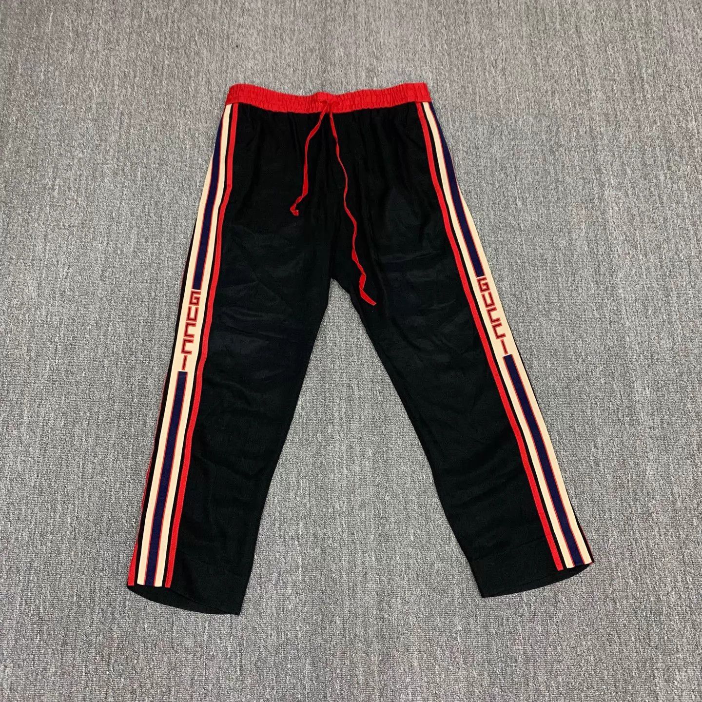 Gucci Gucci Black Side Logo Chinos 46 8/10 Thigh Wear Size US 30 / EU 46 - 1 Thumbnail