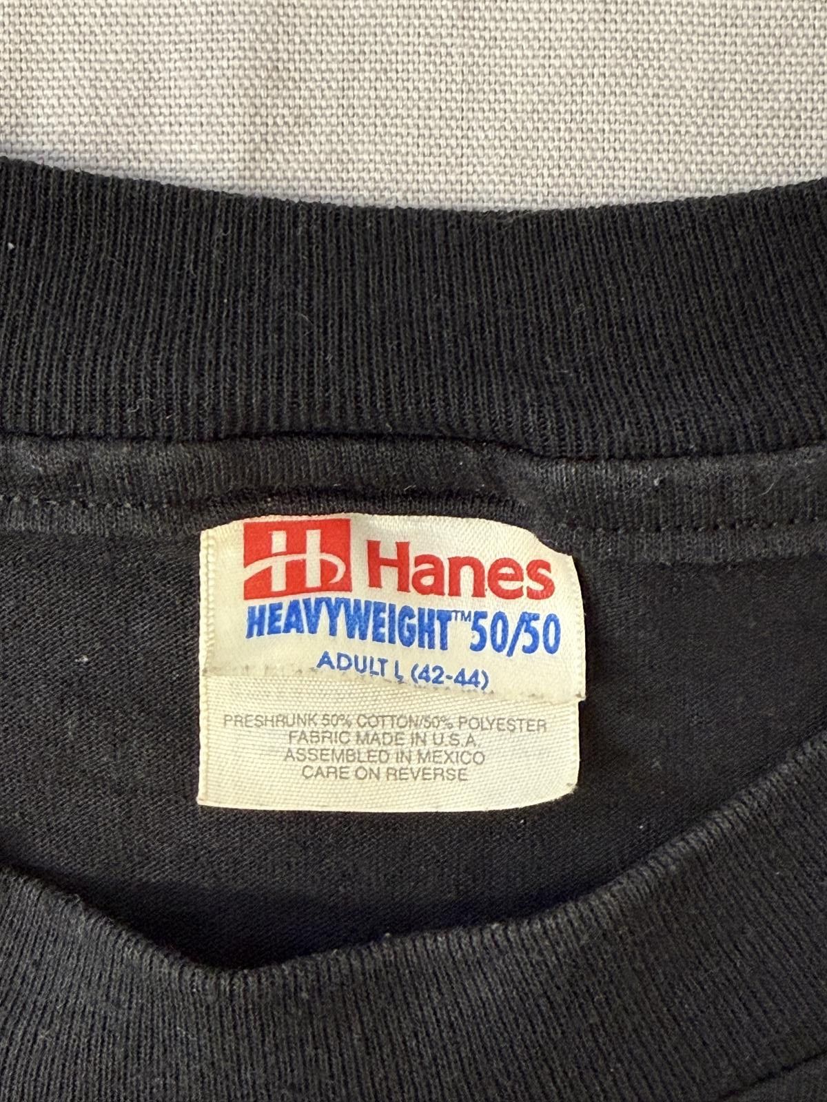 Hanes 90s Laser Tag T-shirt Are you the hunter or the hunted? - L Size US L / EU 52-54 / 3 - 3 Thumbnail