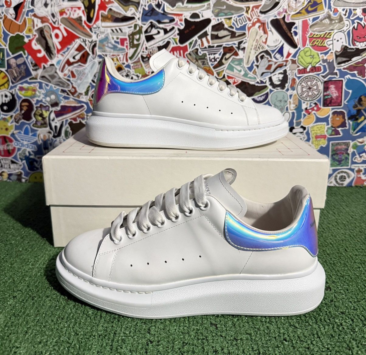 Alexander McQueen Oversized Sneaker Shock Pink Iridescent