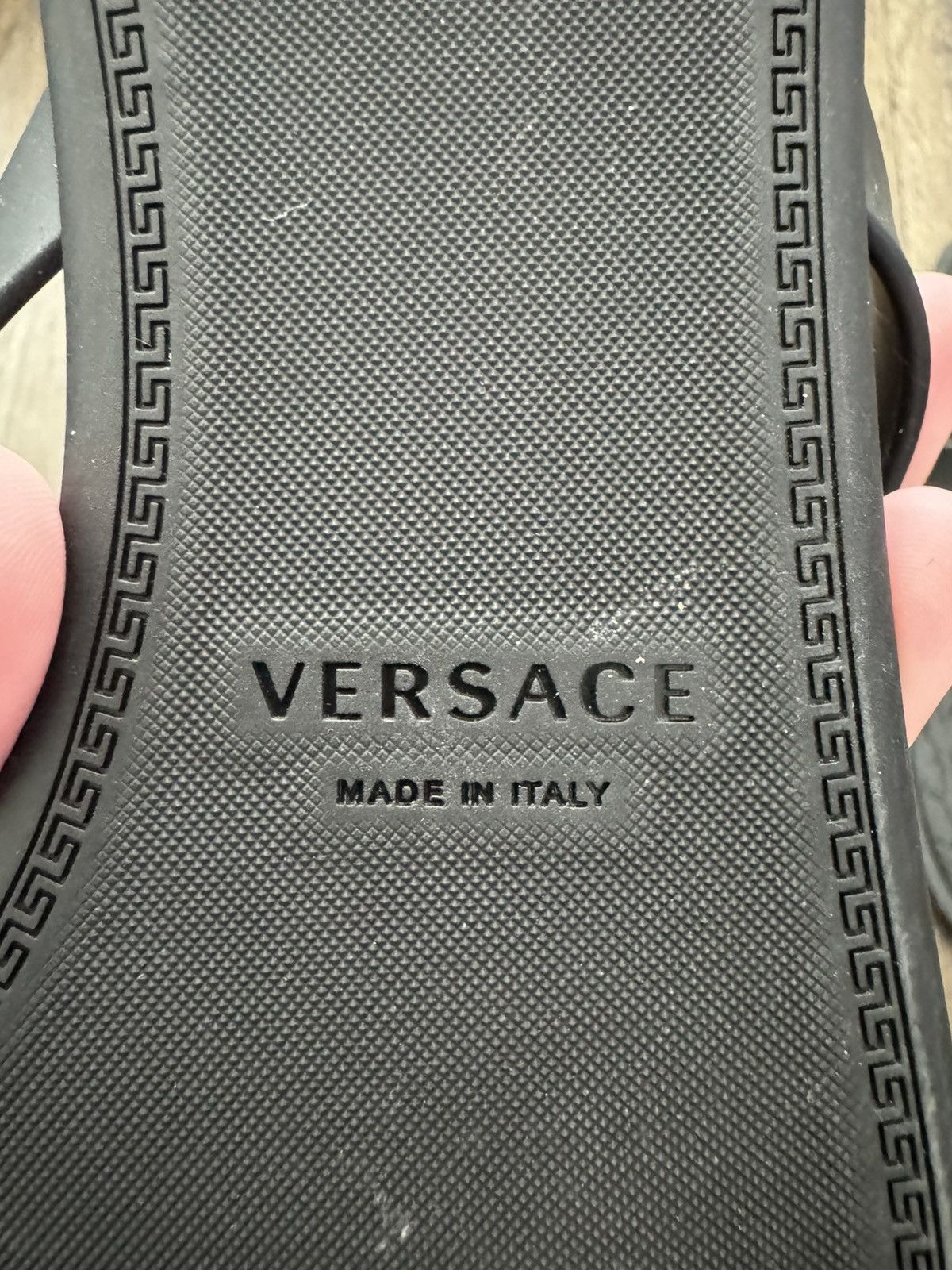 Versace Versace La Medusa Thong Slides Size US 7 / IT 37 - 3 Thumbnail