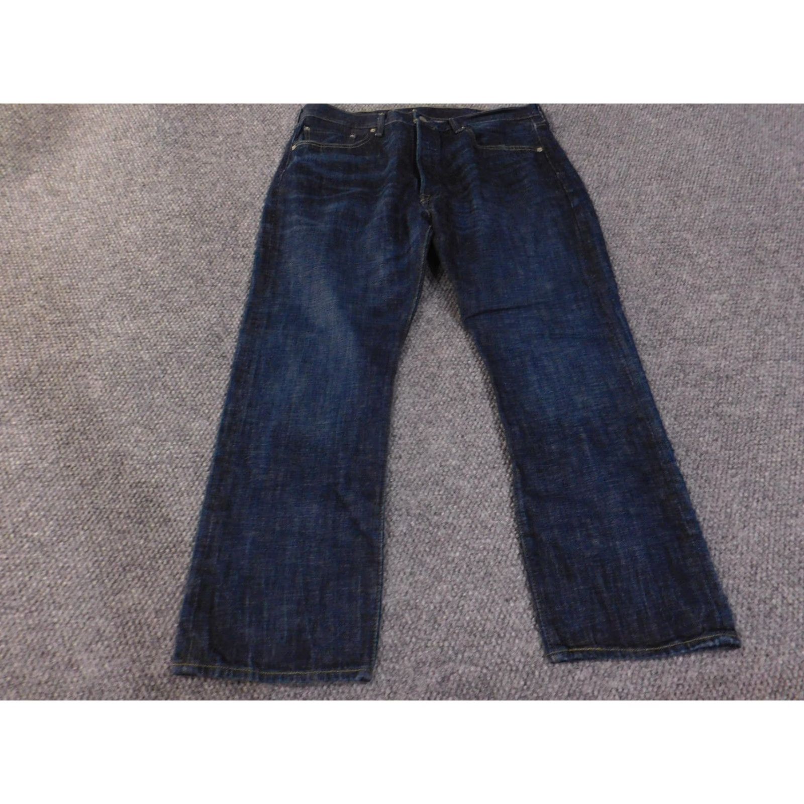 Levi's VINTAGE Levis 501 Jeans Mens 38x30 Dark Blue Denim Straight Leg Button Fly 501 W38 L30 Mens Jeans 100% Cotton Size US 38 / EU 54 - 2 Thumbnail