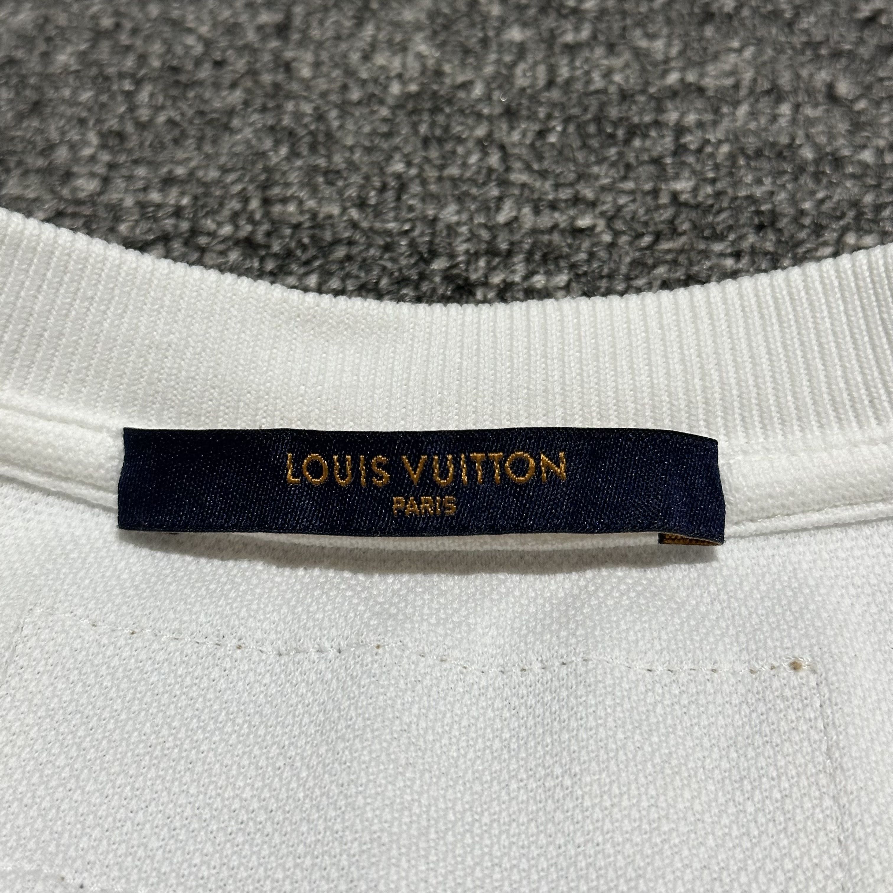 Louis Vuitton Louis Vuitton Embroidered church Tee Size US L / EU 52-54 / 3 - 6 Thumbnail
